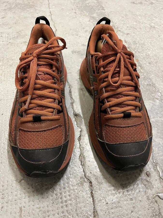 Kiko Kostadinov Asics Kiko Kostadinov Brown Gel-Burz 2 Sneakers Size US 9 / EU 42 - 3 Thumbnail