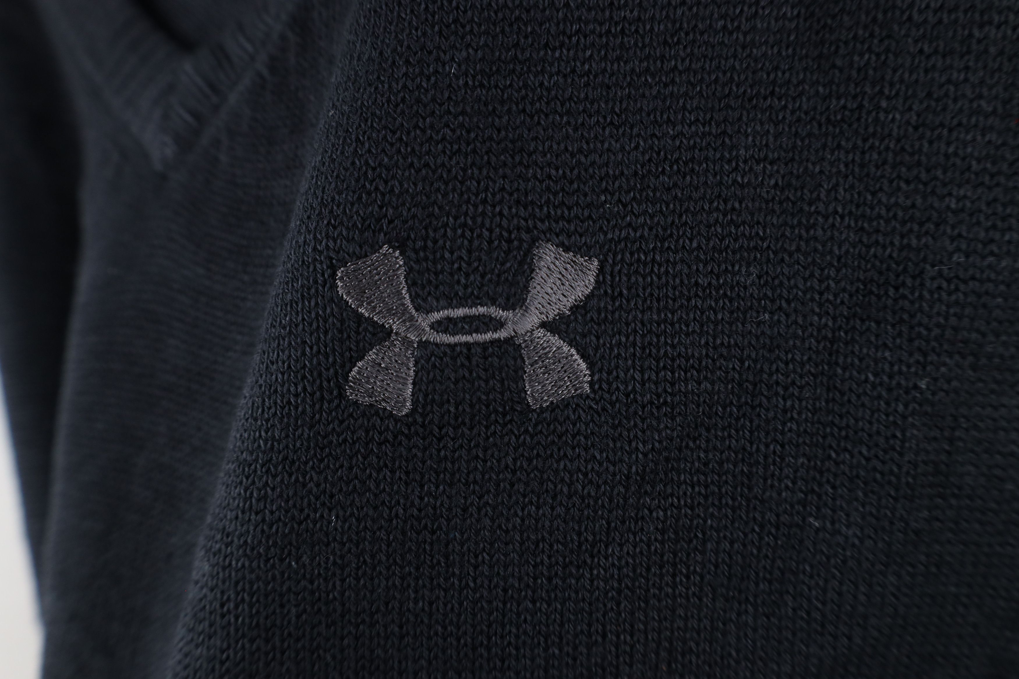 Under Armour × Vintage Vintage Under Armour Cashmere Blend Knit Sweater Vest Black Size US L / EU 52-54 / 3 - 4 Thumbnail