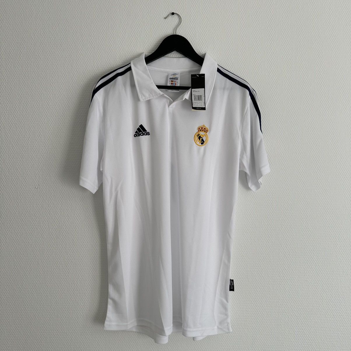 Other Signed Raúl Real Madrid Jersey | JSA COA Size US L / EU 52-54 / 3 - 2 Thumbnail
