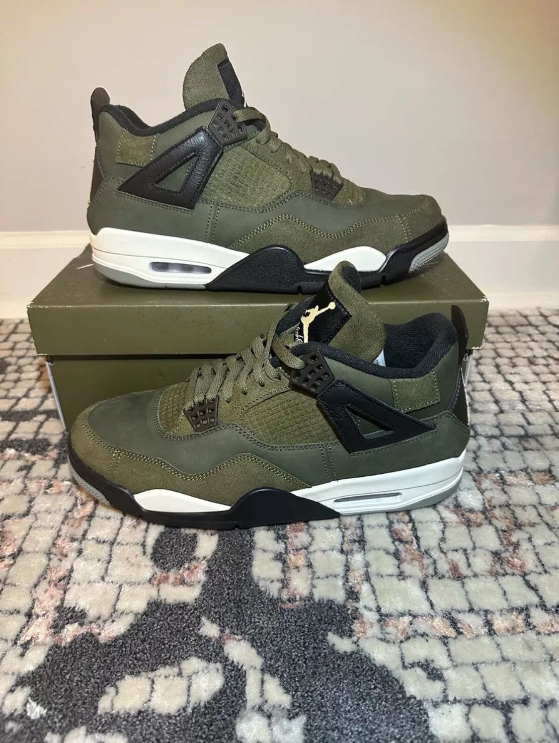 image of Jordan Brand 4 Olive Craft Shoes in Green, Men's (Size 11)