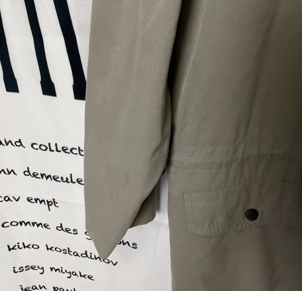 Balenciaga Balenciaga White Parka Coat J29 Size US M / EU 48-50 / 2 - 5 Thumbnail