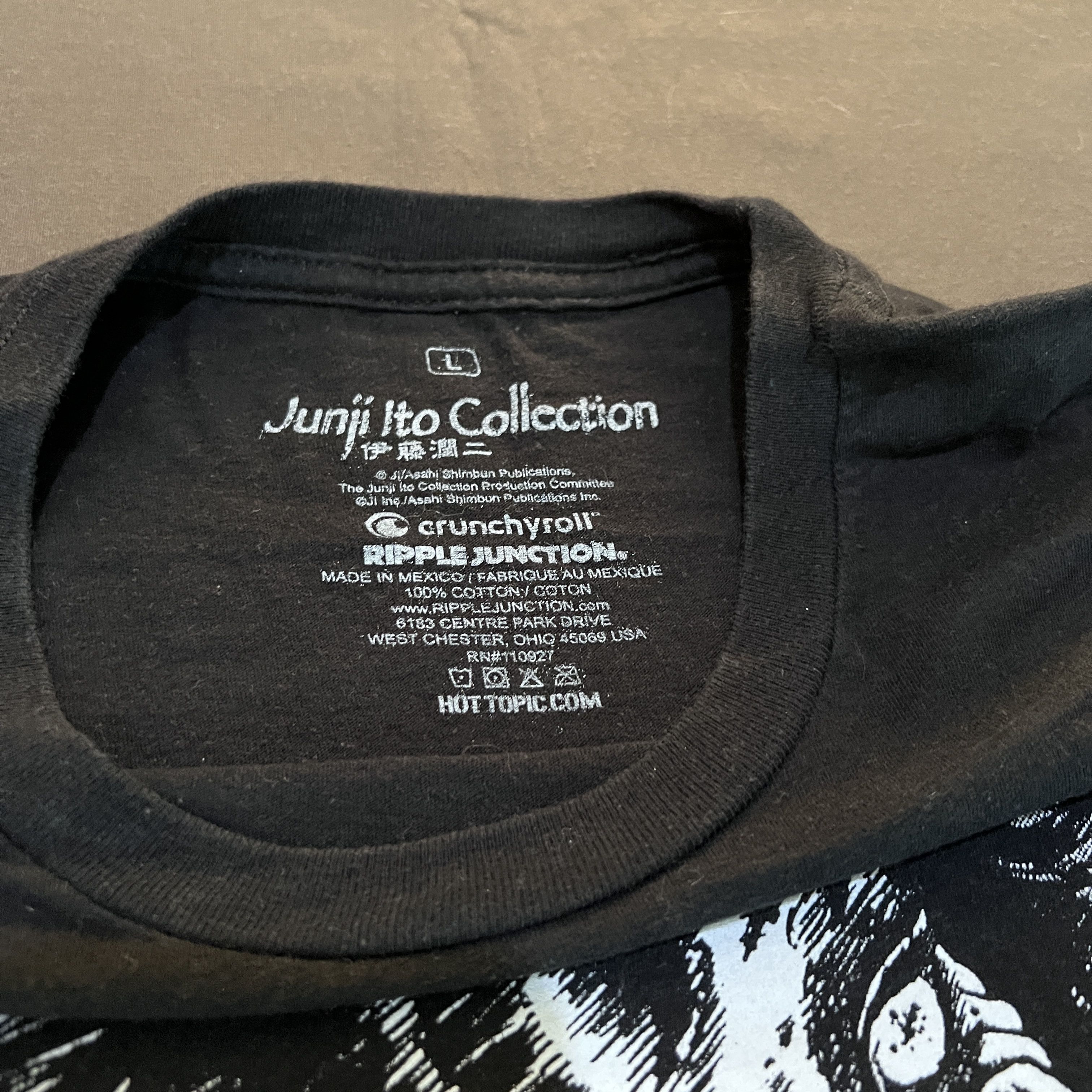 Anime × Cartoon Network × Japanese Brand Junji Ito collection Japanese Horror Anime Emo Tee L Size US L / EU 52-54 / 3 - 3 Thumbnail