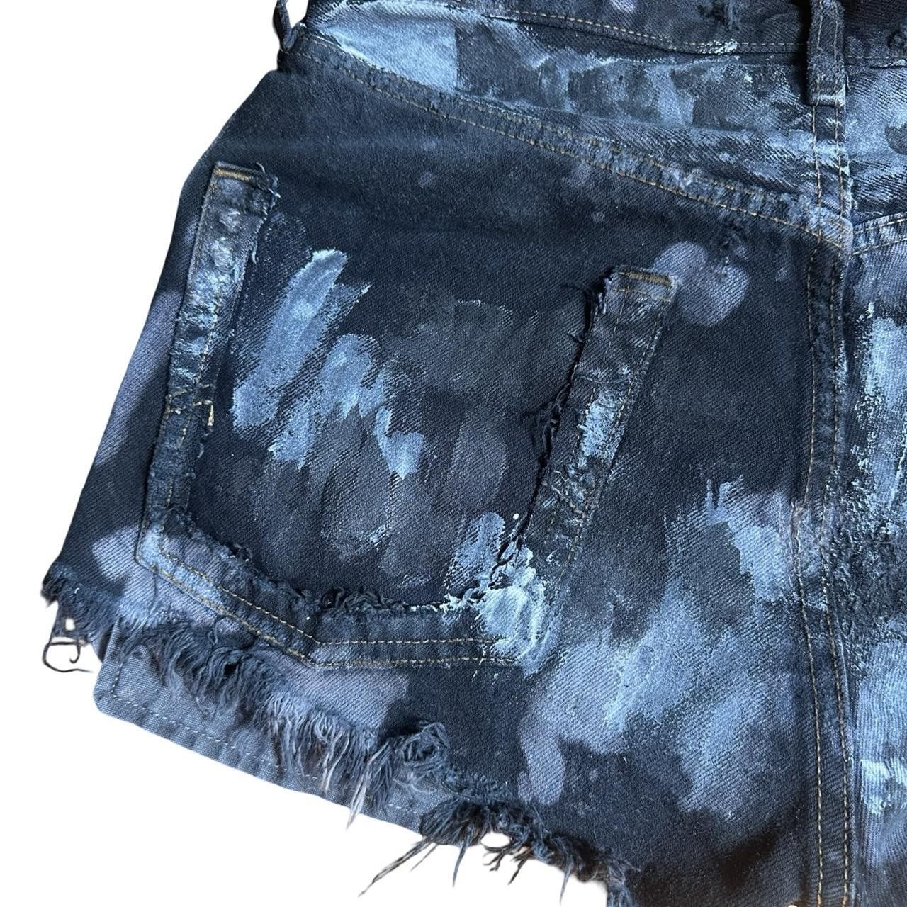Levi's ASTROBOI* x Levi's Ripped Black Denim Painted Shorts - 29" Size 29" - 6 Thumbnail