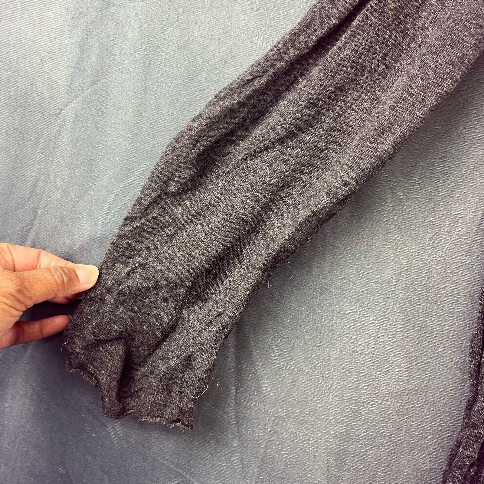 Eileen Fisher Eileen Fisher Cardigan Sweater Womens XS Grey Silk Cashmere Size XS / US 0-2 / IT 36-38 - 3 Thumbnail