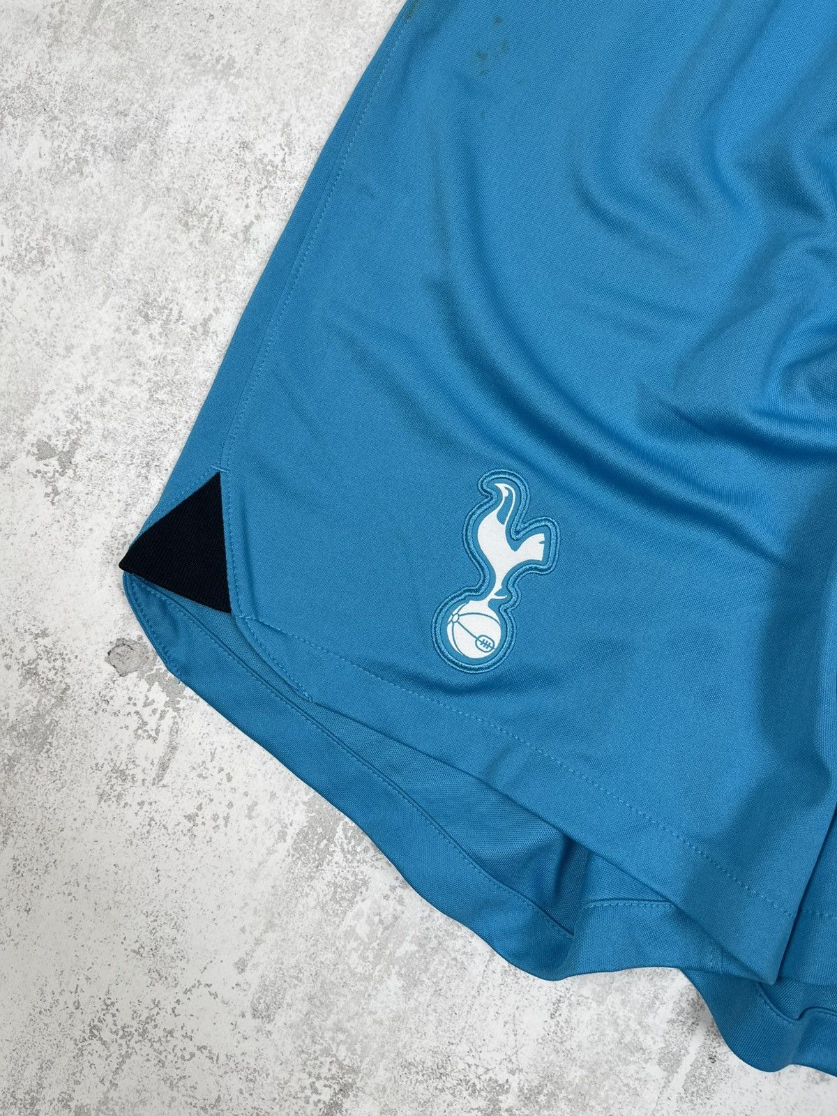 Nike 22/23 Tottenham Hotspur Nike Dri-FITAdvanced Training Shorts Size US 33 - 2 Thumbnail