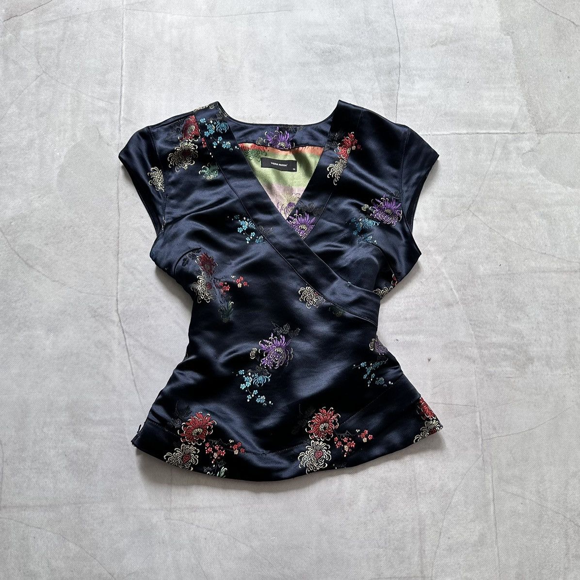 Hysteric Glamour × Undercover 00s Japan Floral Vintage Side Tank Top Hysteric Glamour Vibe Size S / US 4 / IT 40 - 1 Thumbnail