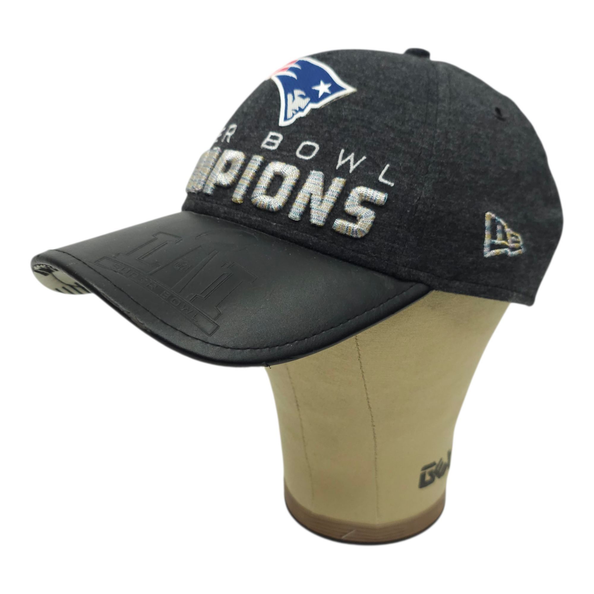 New Era New England Patriots Super Bowl LI Strapback Cap Hat Trophy Size ONE SIZE - 2 Thumbnail