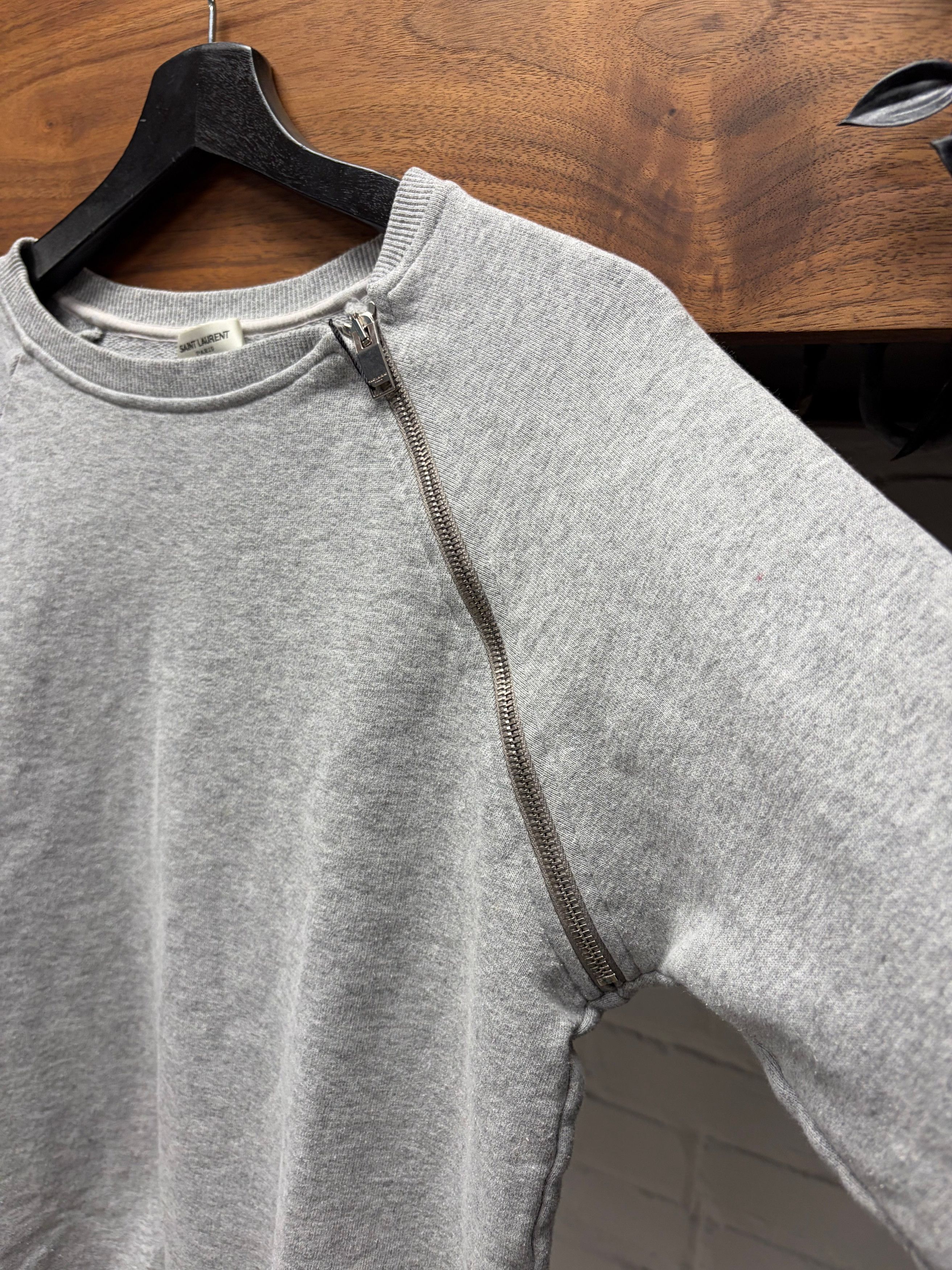 Saint Laurent Paris 2014 Saint Laurent by Hedi Slimane ‘Shoulder Zip’ Grey Cotton Sweatshirt Size US S / EU 44-46 / 1 - 2 Thumbnail