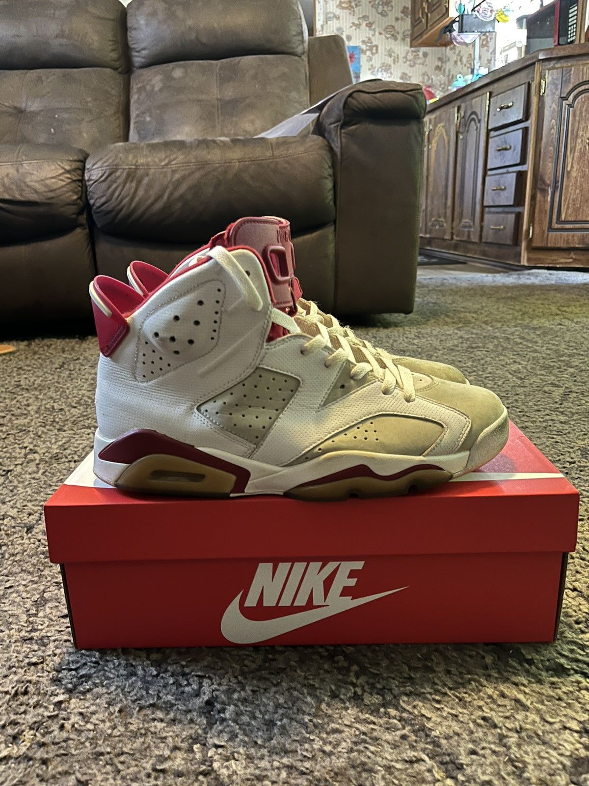 Jordan Brand Jordan 6 alternate carmine Size US 10.5 / EU 43-44 - 2 Thumbnail
