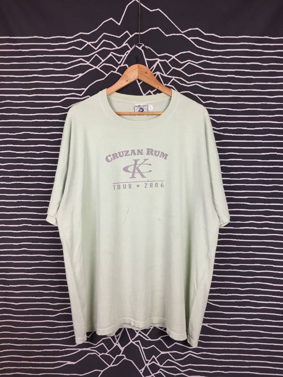 Band Tees Vtg Kenny Chesney The Road & The Radio Tour 2006 Tee Size US XL / EU 56 / 4 - 5 Thumbnail