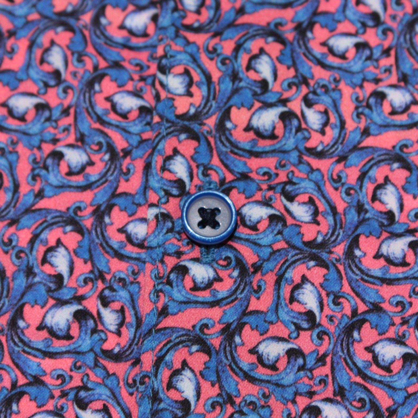 Robert Graham Robert Graham New with tags Shirt Size L US In Pink Size US L / EU 52-54 / 3 - 2 Thumbnail