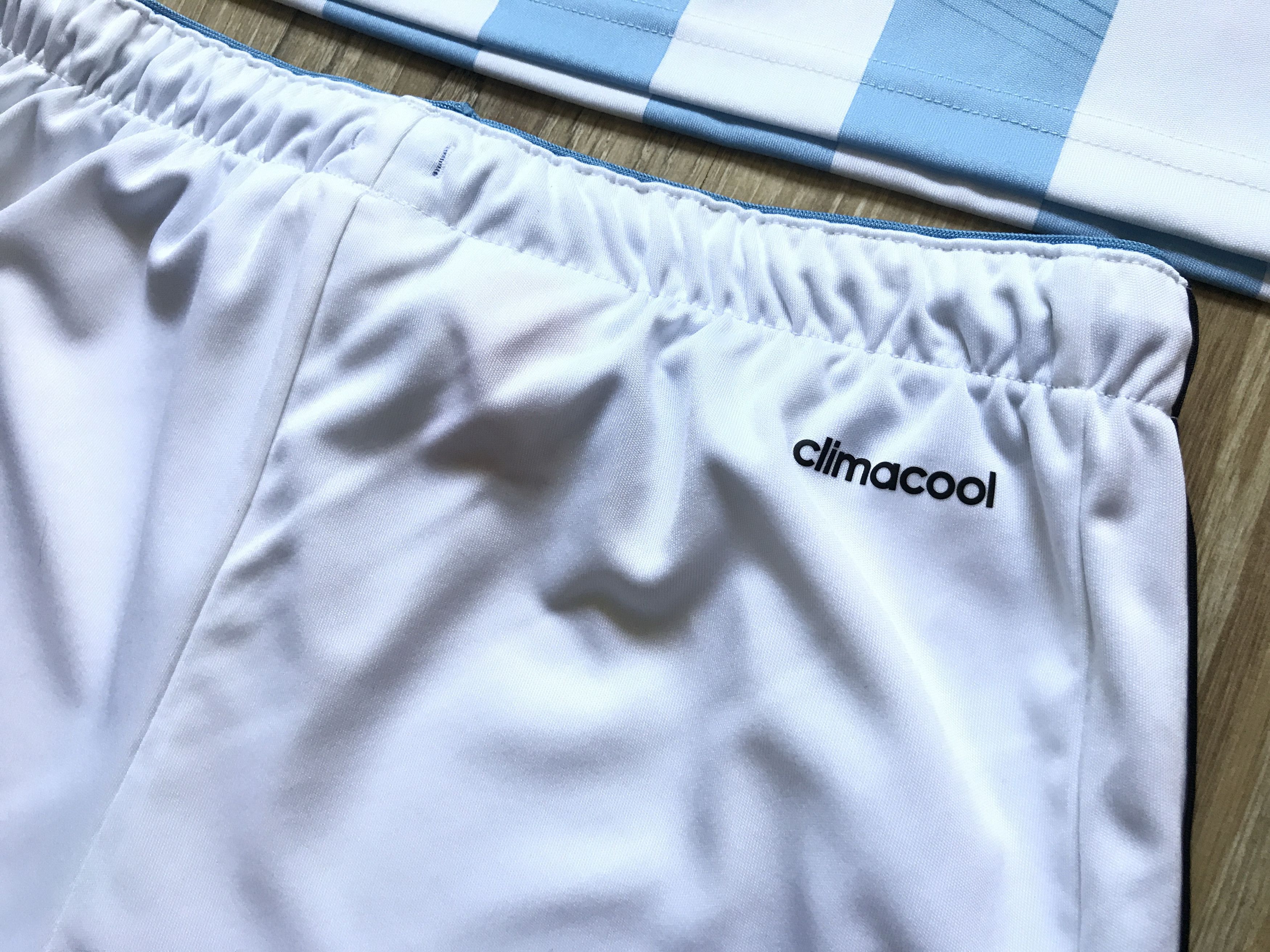 Adidas Kids Vintage Adidas Argentina Home Football Shirt 2014 Size US XXS / EU 40 - 9 Thumbnail