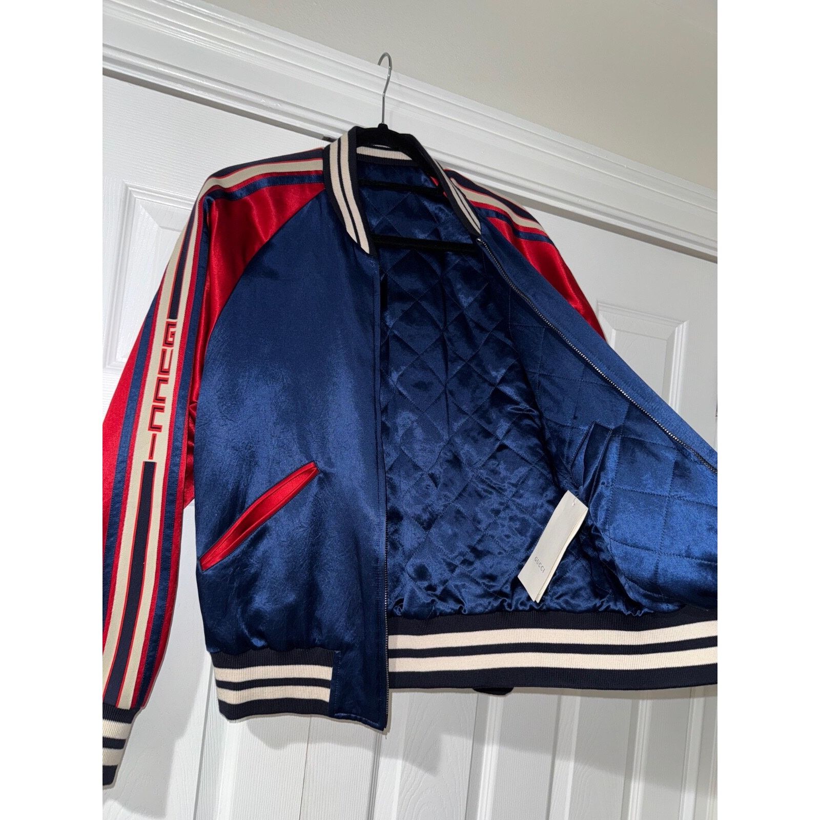 Gucci Gucci Silk Acetate Reversible Bomber Souvenir Jacket 48 Size US M / EU 48-50 / 2 - 20 Thumbnail