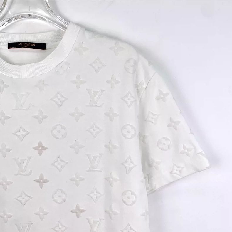 Louis Vuitton Louis Vuitton White logo embossed cotton short sleeves with Size US XS / EU 42 / 0 - 3 Thumbnail