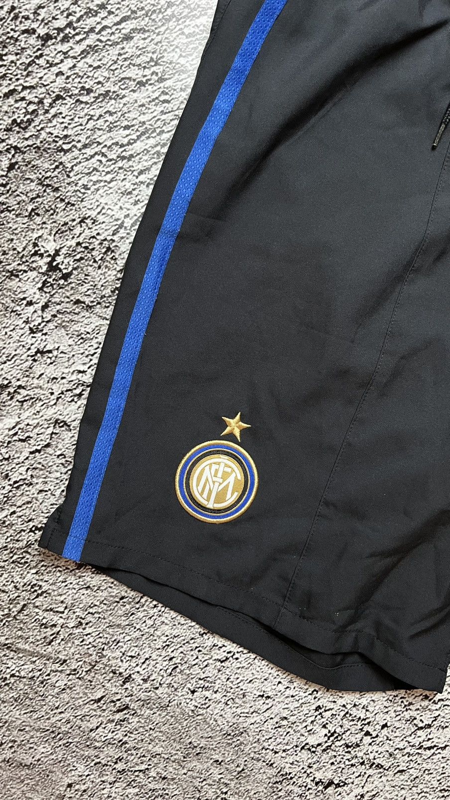 Nike Vintage nike inter Milan shorts y2k Size US 34 / EU 50 - 2 Thumbnail