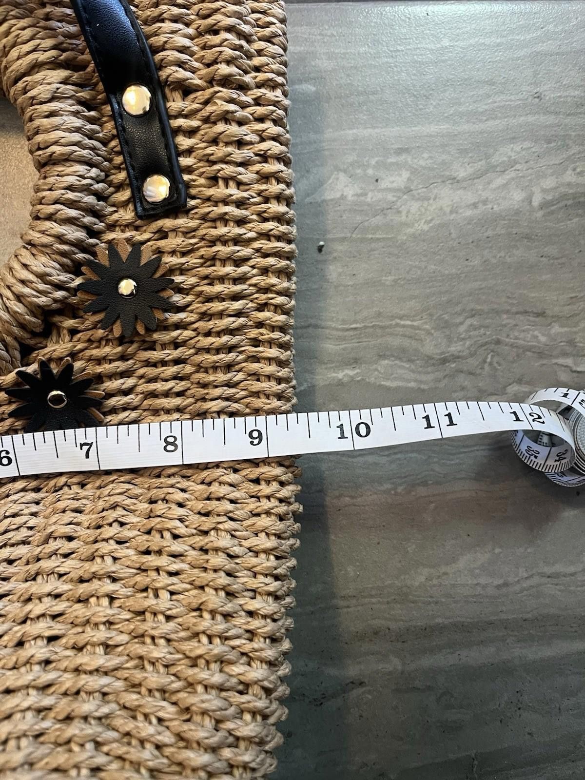 The Unbranded Brand Small Straw Hand Woven Floral Shoulder Bag Handbag Size ONE SIZE - 5 Thumbnail