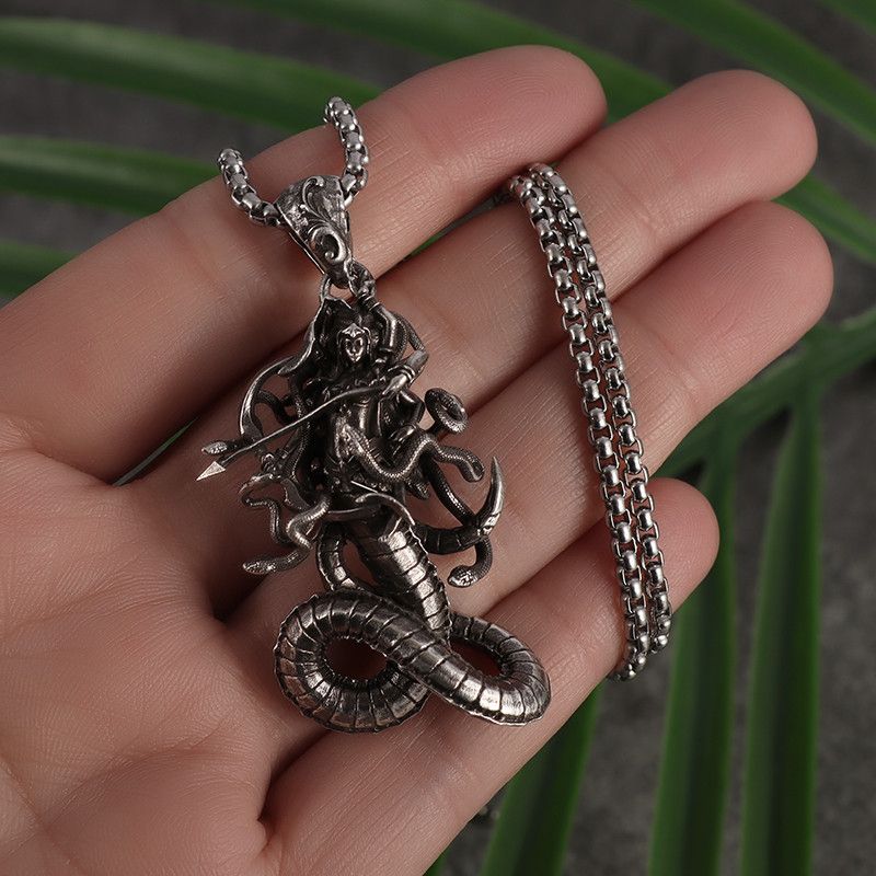 Vintage Medusa Pendant Snake Hair Necklace Size ONE SIZE - 1 Thumbnail