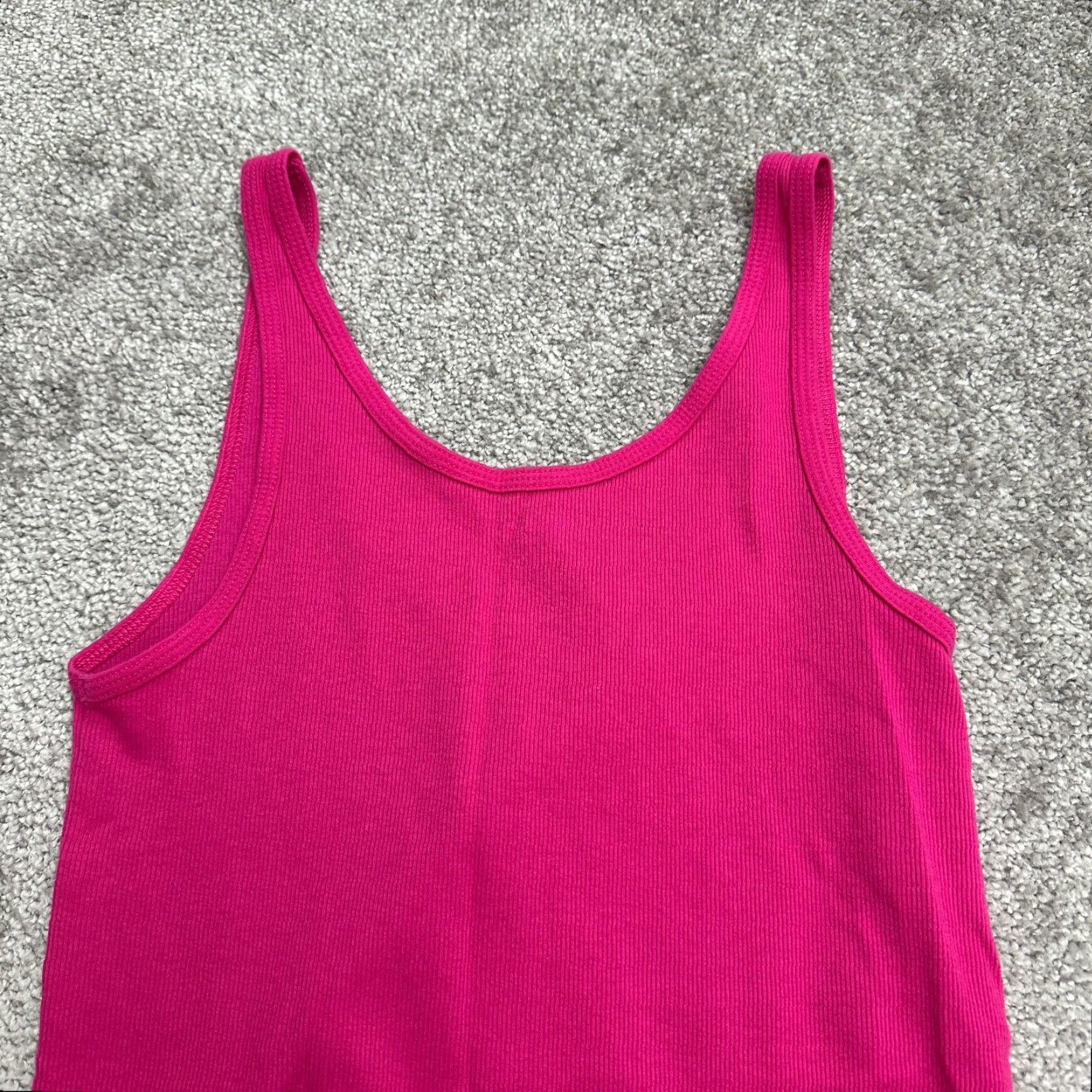 Old Navy Old Navy Tank Women M Pink Solid Scoop Neck Sleeveless Cotton Spandex Top Casual Size M / US 6-8 / IT 42-44 - 5 Thumbnail