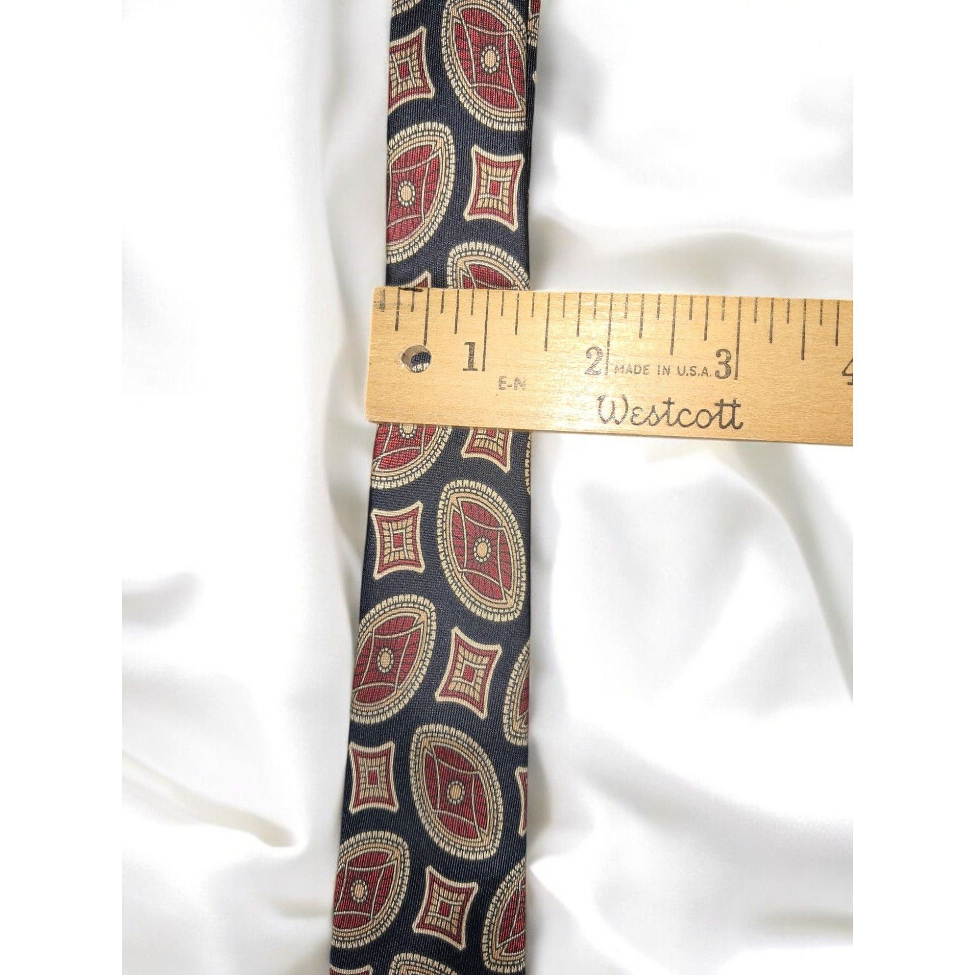 Other Gilbert & Lodge 100% Italian Silk Geometric Pattern Red, Gol Size ONE SIZE - 7 Thumbnail