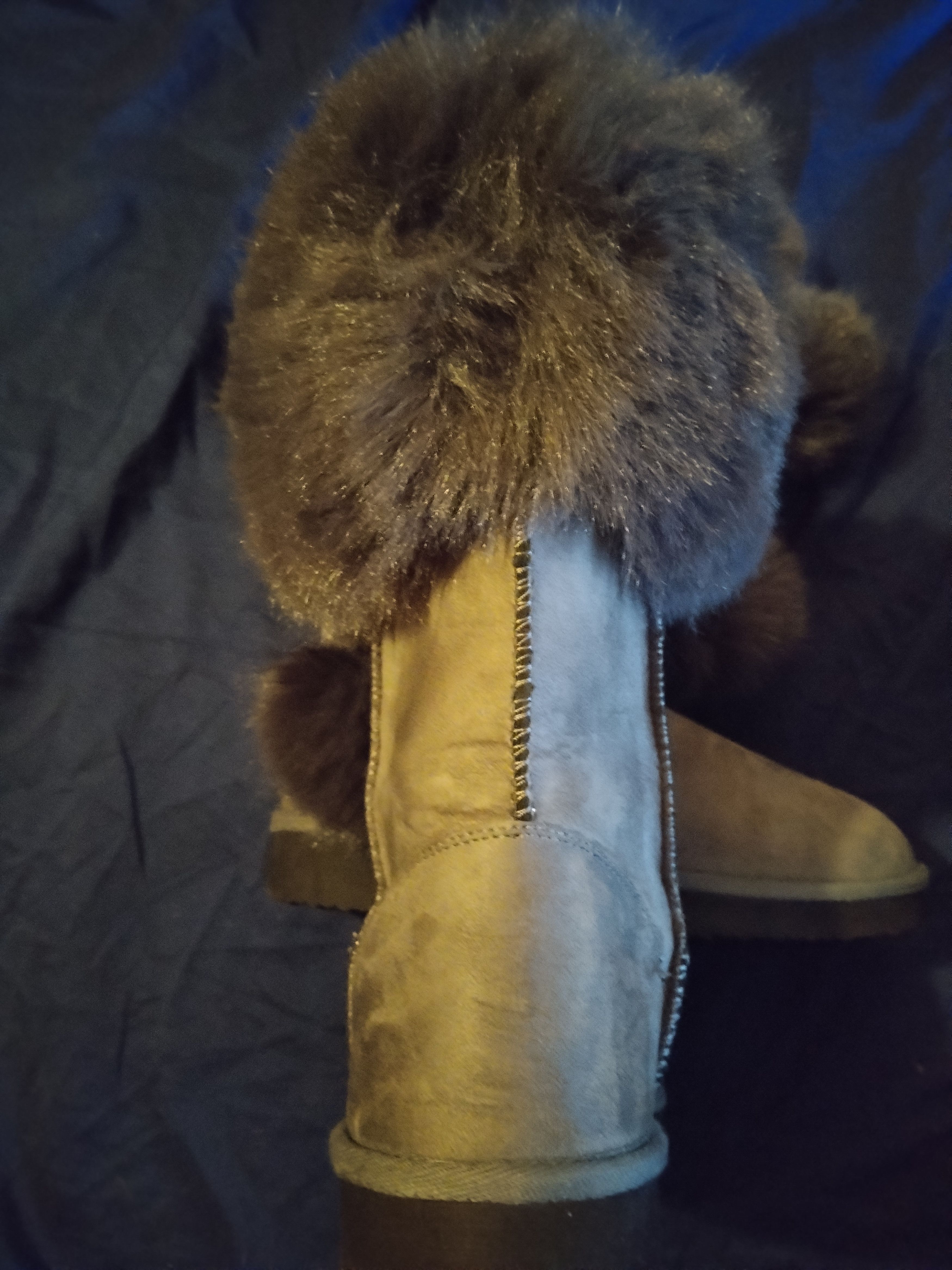 Other Array Fur Top Boots W/ Pom Poms Size US 9 / IT 39 - 4 Thumbnail