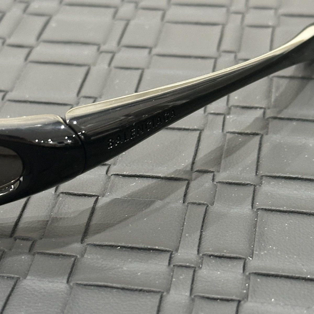 Balenciaga BALENCIAGA BB0383S 001 SUNGLASSES Size ONE SIZE - 4 Thumbnail