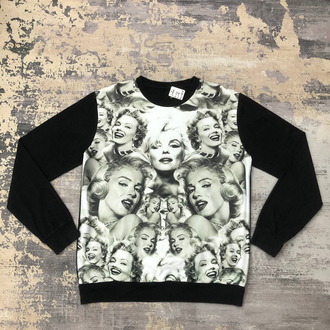 Grailed Y500 MARILYN MONROE FULLPRINT SWEATSHIRT Size US M / EU 48-50 / 2 - 1 Thumbnail