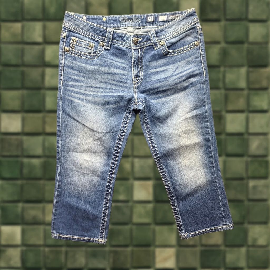 Miss Me Miss Me Capris Womens 31x21 Regular Fit Mid Rise Distressed Stretch Angel Wings Denim Capri Jeans Blue 5-Pocket Womens Shoes? Size ONE SIZE - 1 Thumbnail