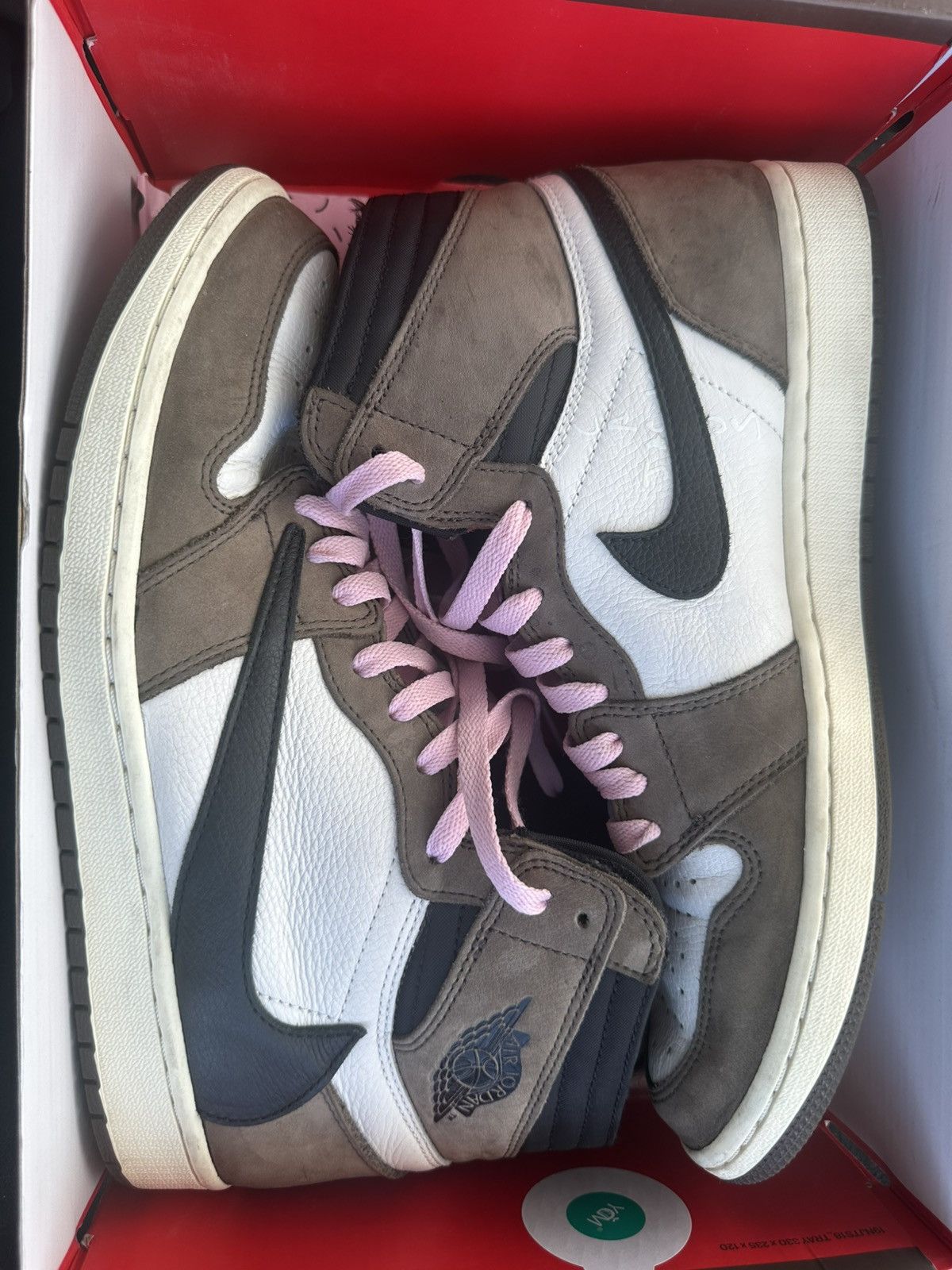 Jordan Brand × Travis Scott Jordan 1 Retro High OG SP Travis Scott Mocha Size US 12 / EU 45 - 1 Thumbnail