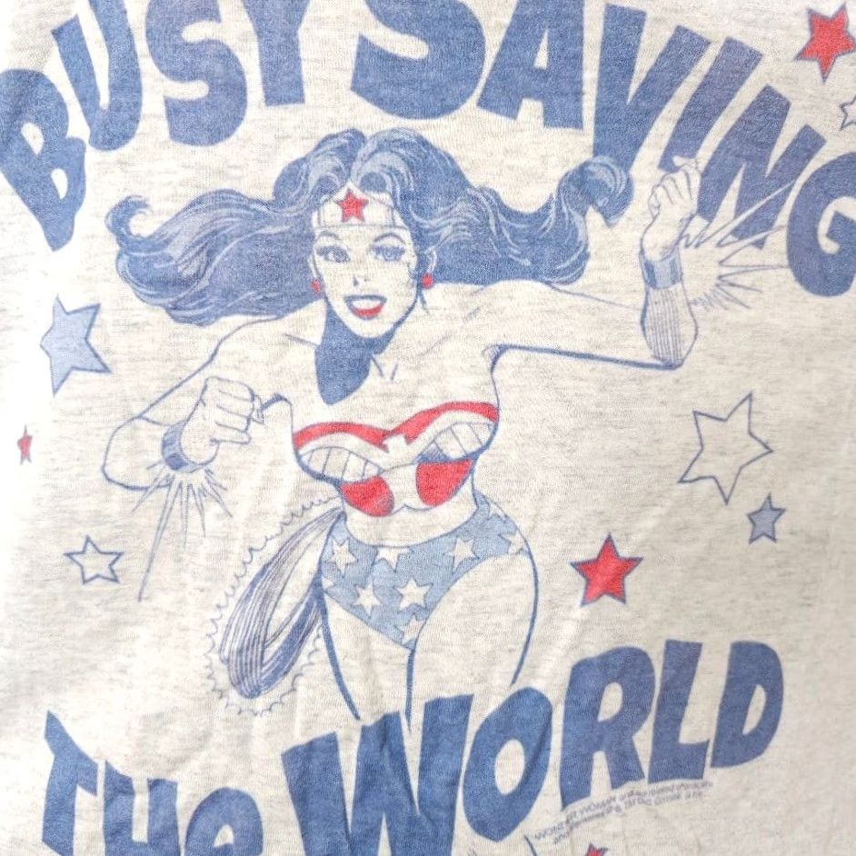 Next Level Wonder Woman Tank Top Womens Size Medium Gray Busy Saving The World DC Comics Shirt Size M / US 6-8 / IT 42-44 - 3 Thumbnail