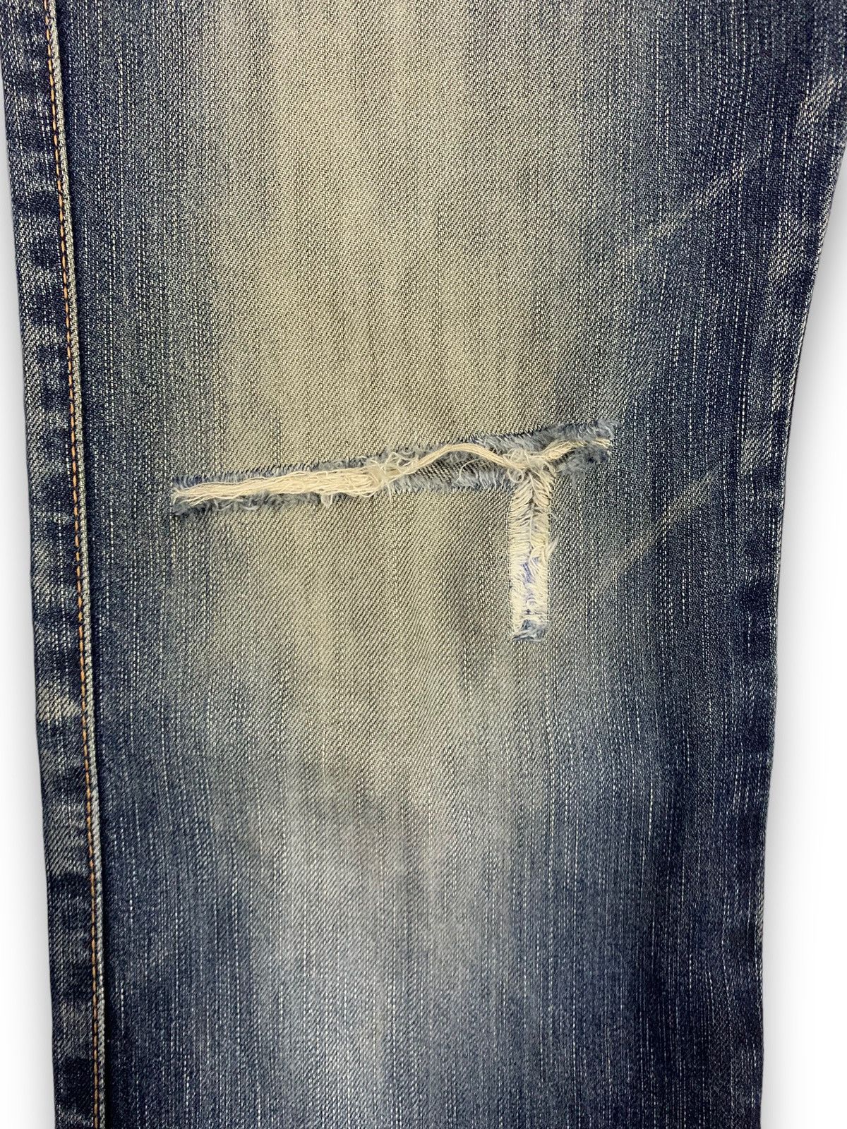 Edwin Vintage Edwin 503 BlueTrip Distressed Jeans Made in Japan Size US 31 - 7 Thumbnail