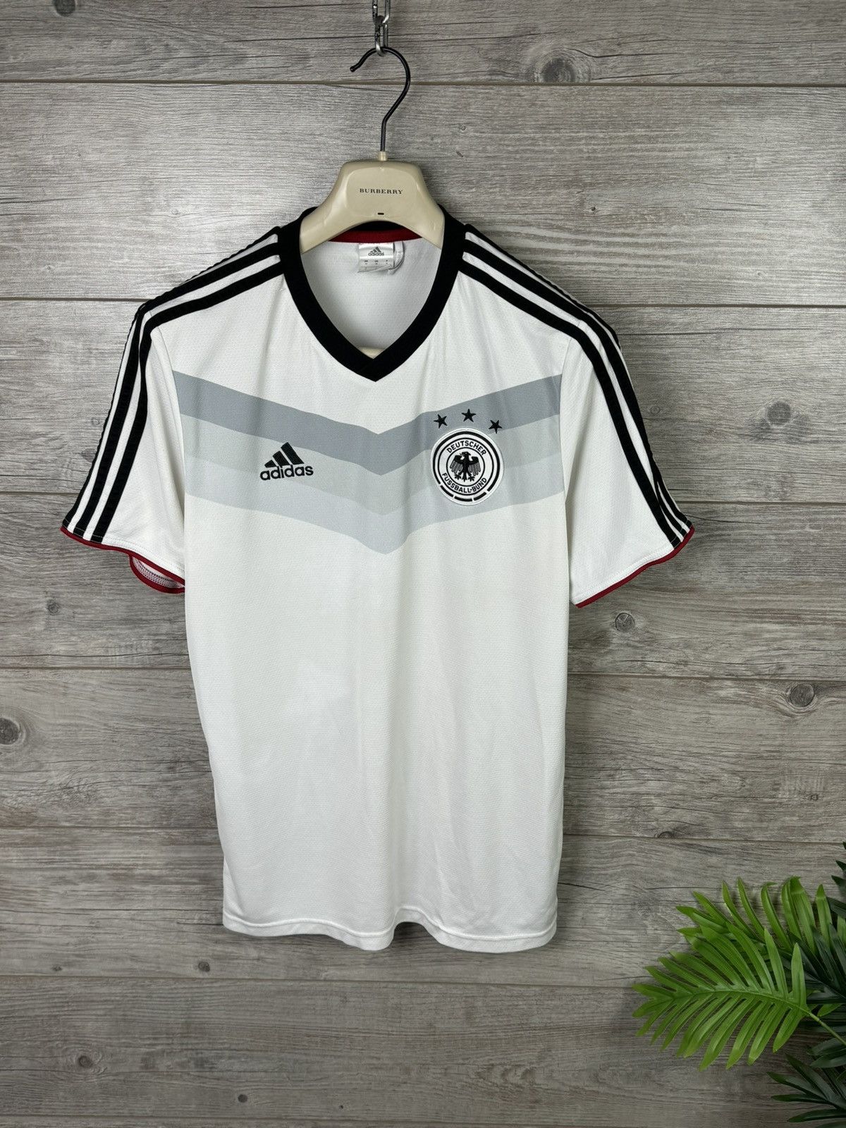 Adidas Adidas Deutscher Fussball-Bund 2014 2015 size M Size US M / EU 48-50 / 2 - 3 Thumbnail