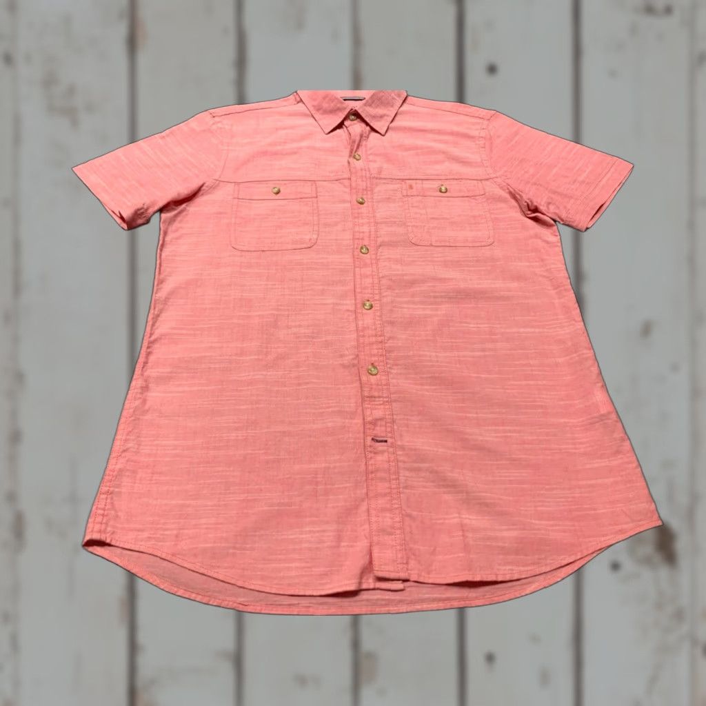 Izod VINTAGE IZOD Saltwater Classic Men's Short Sleeve Button-Up Shirt Pink 44 Chest Casual Size US M / EU 48-50 / 2 - 1 Thumbnail