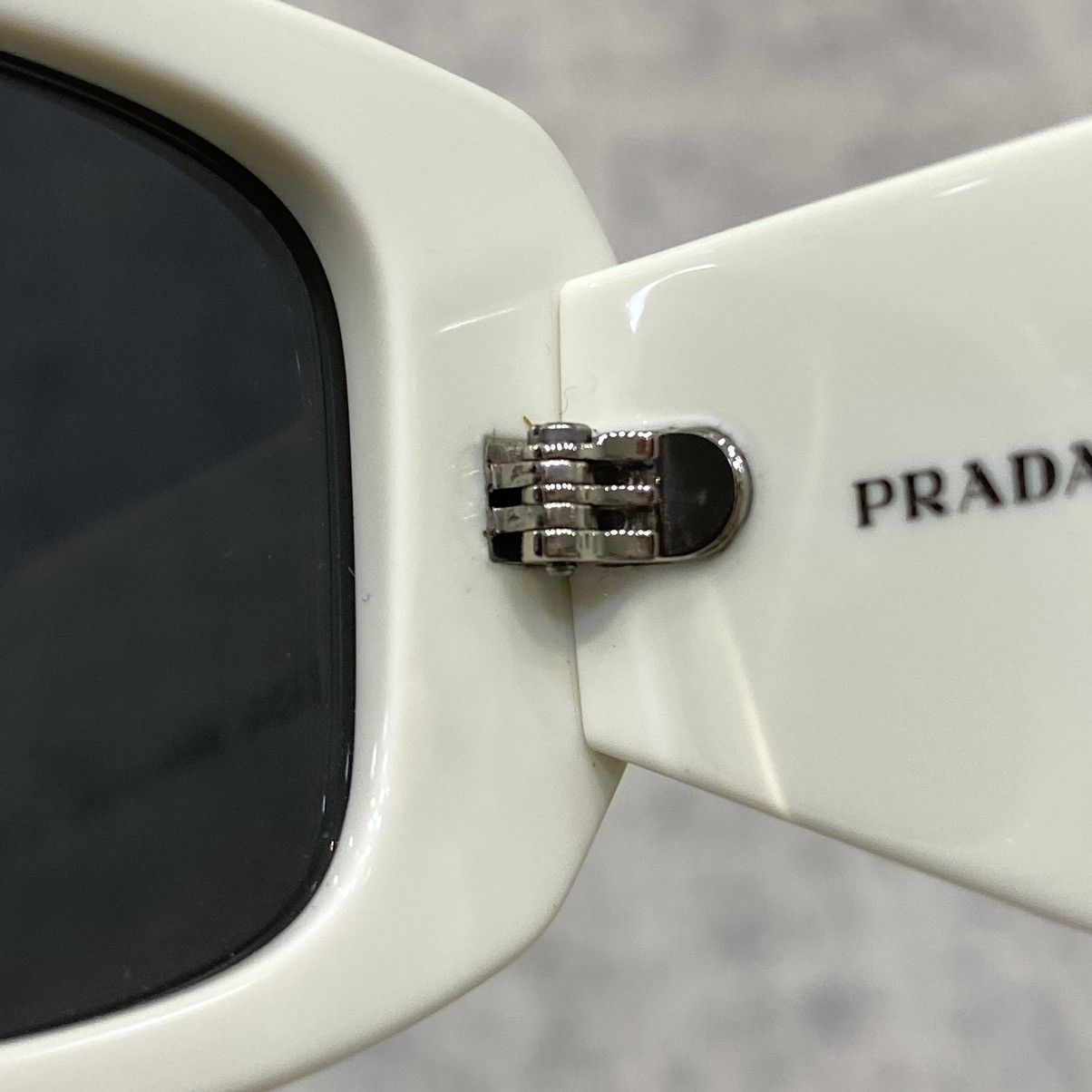 Prada PRADA OPR 17WS 1425S0 Sunglasses WHITE Size ONE SIZE - 6 Thumbnail
