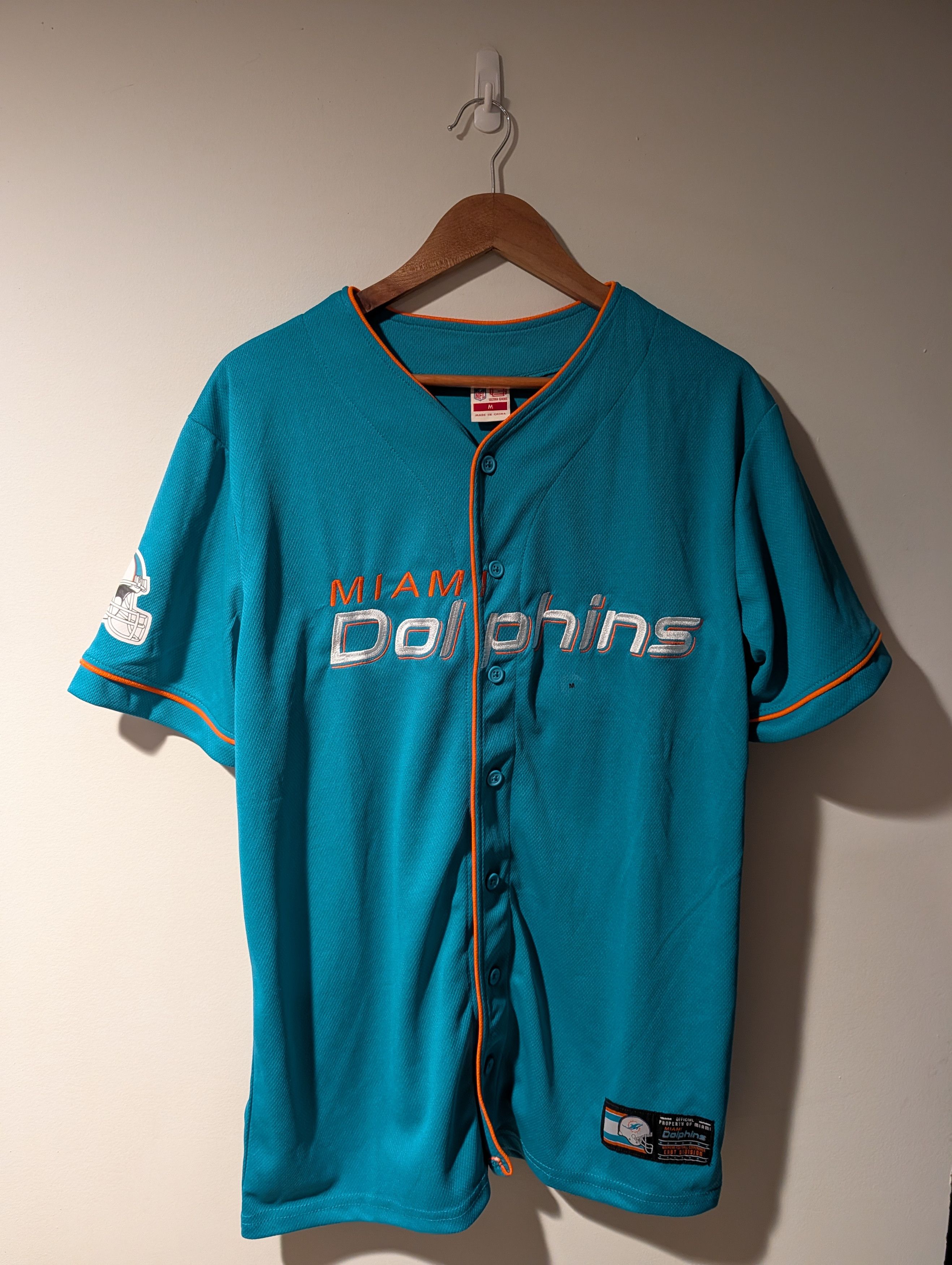 NFL Miami Dolphins Ultra Game NWT NFL Football Baseball Jersey Size US M / EU 48-50 / 2 - 4 Thumbnail