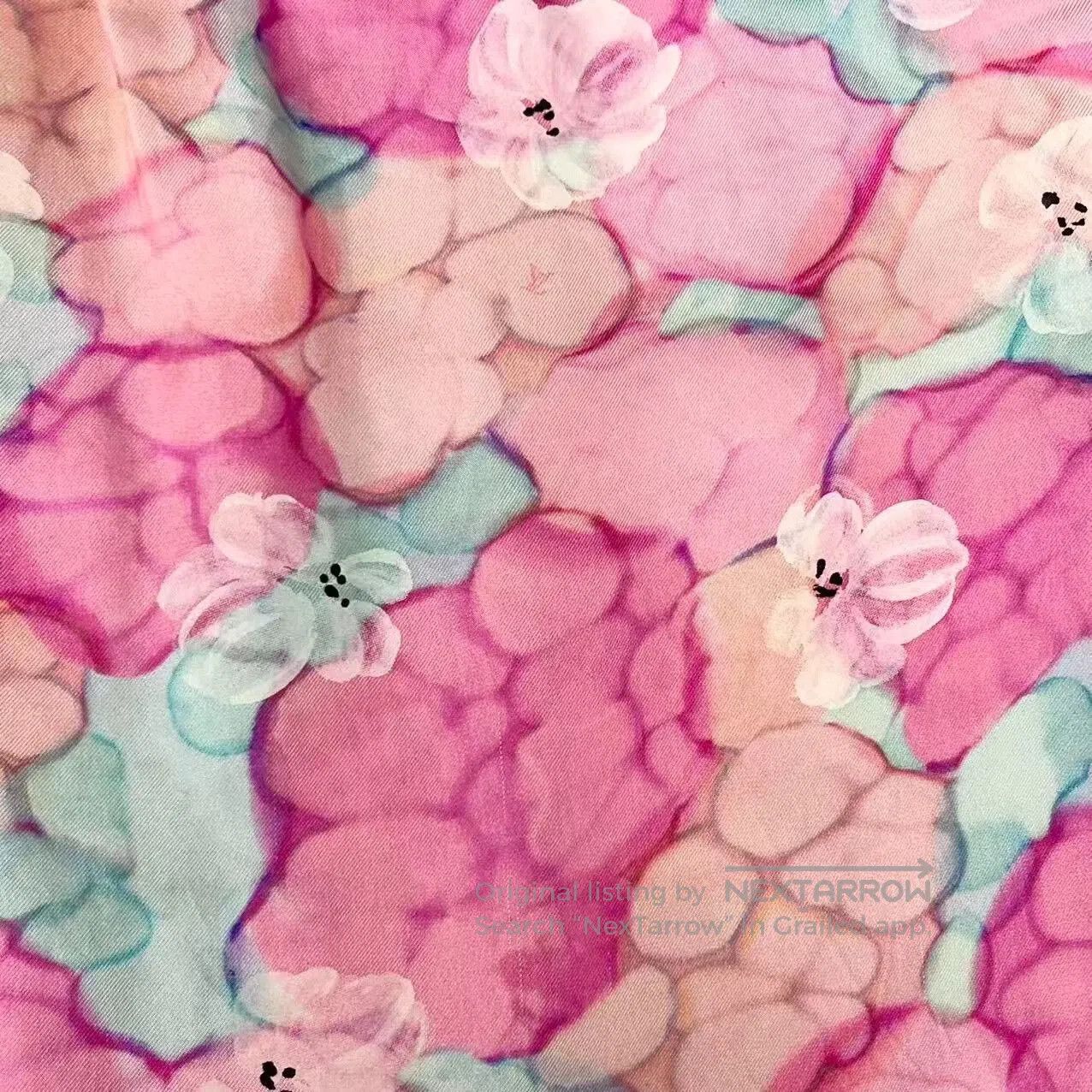 Louis Vuitton Louis Vuitton Floral Silk Sleeveless Top. Size M / US 6-8 / IT 42-44 - 4 Thumbnail