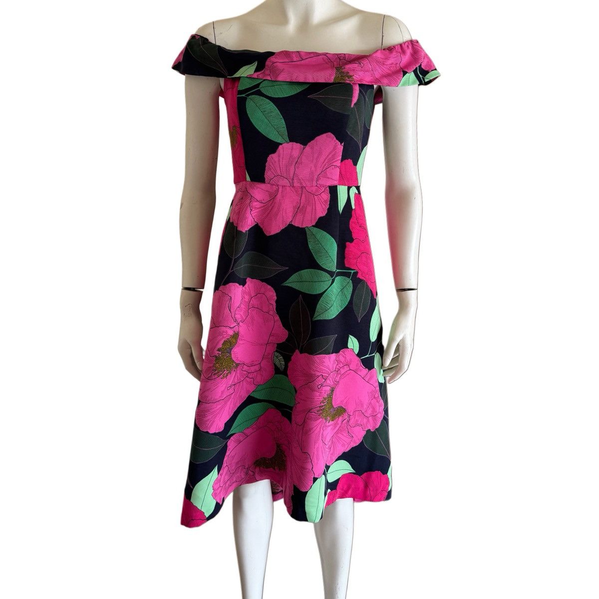 Other NY & Company off cold shoulder hi low train floral dress Size M / US 6-8 / IT 42-44 - 4 Thumbnail
