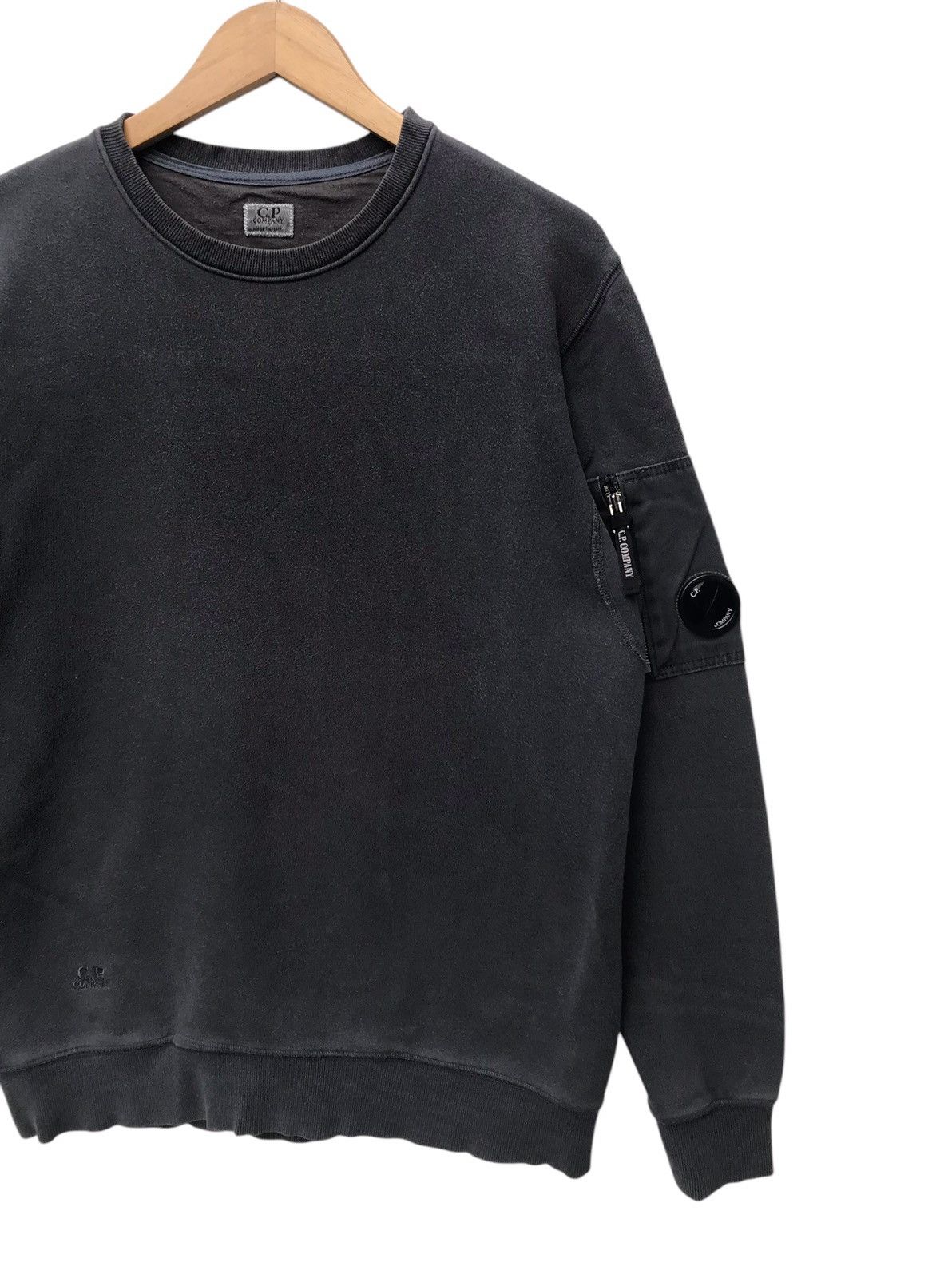 Vintage Vintage Cp Company Sun Faded Casual Sweatshirt Size US M / EU 48-50 / 2 - 4 Thumbnail