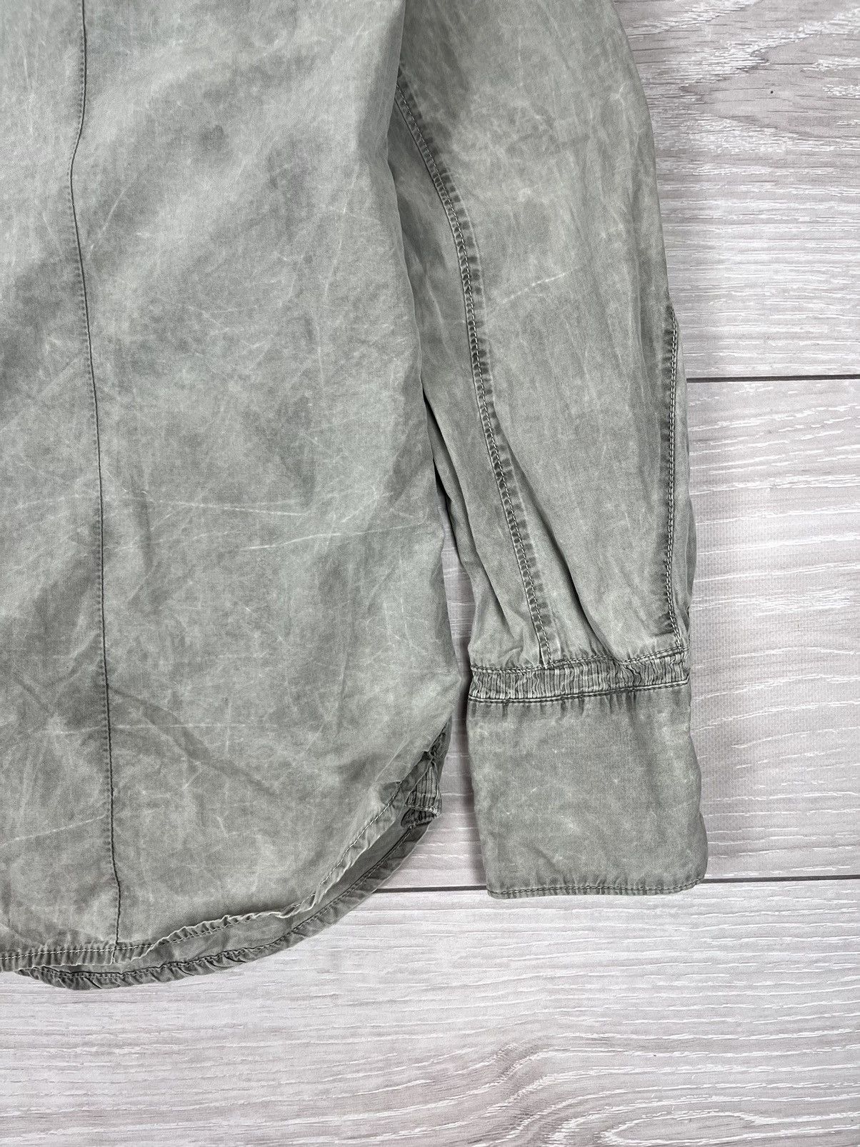Diesel Diesel Vintage 00s Avante Garde Washed Dyed Button Shirt Size US L / EU 52-54 / 3 - 4 Thumbnail