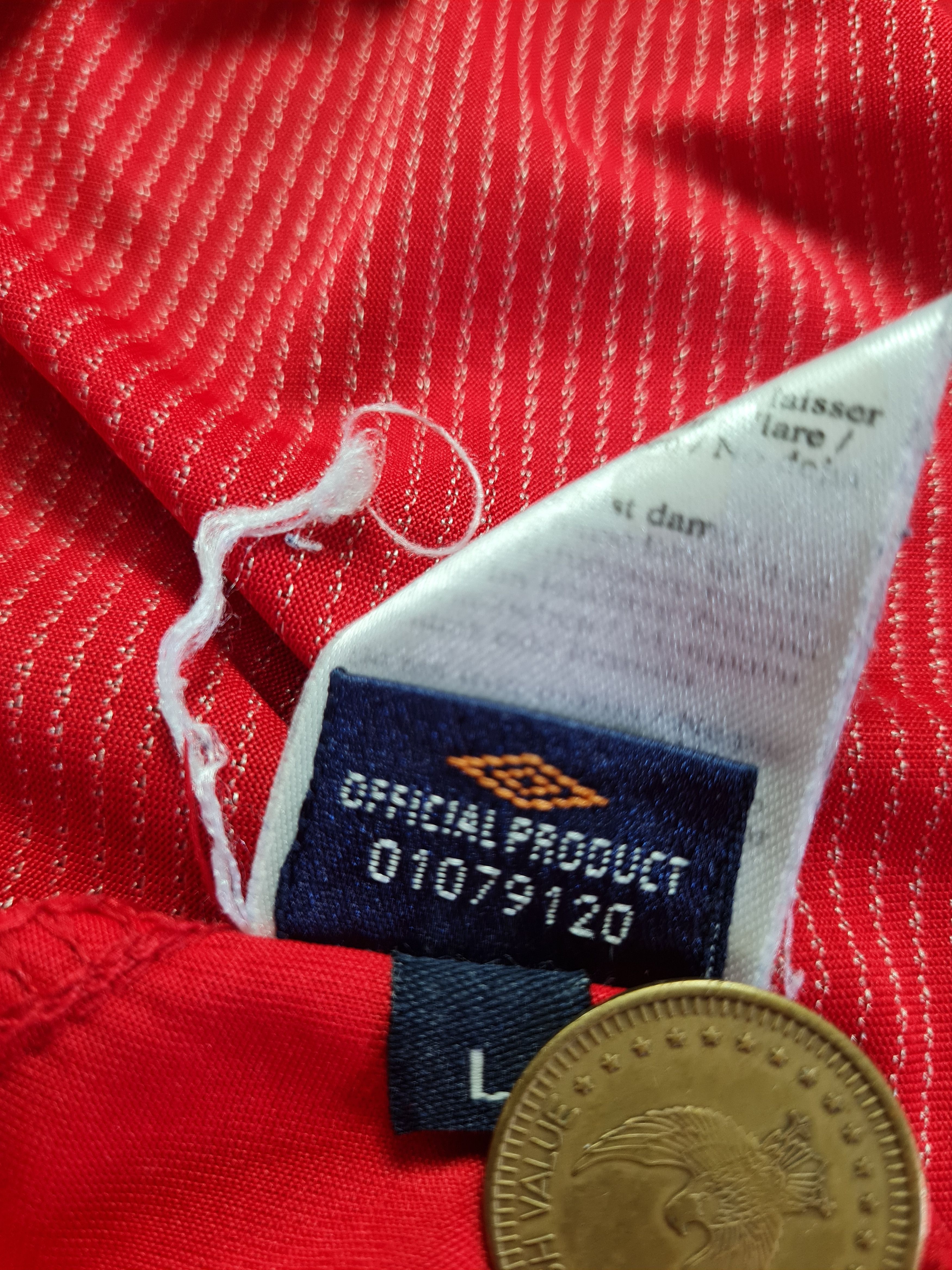 Umbro Soccer Shirt England Umbro 2004/05 Away Football Jersey Kit Size US L / EU 52-54 / 3 - 20 Thumbnail