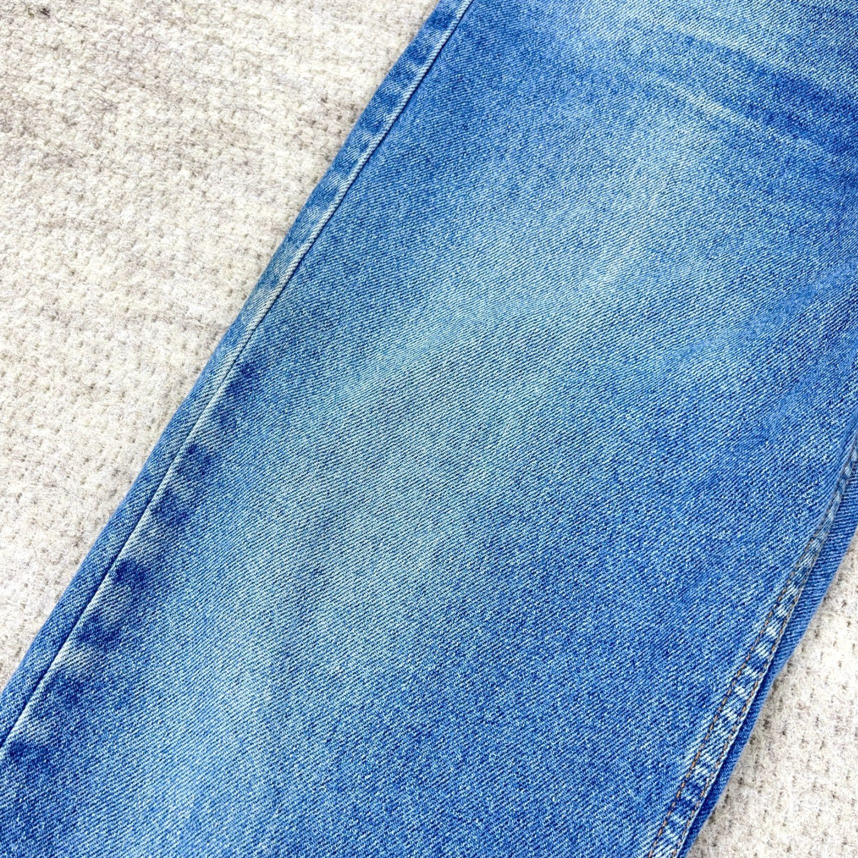 Levi's VINTAGE Levi's 505 Jeans 36x31 Straight Leg Blue Regular Fit 90s Mens Size US 36 / EU 52 - 7 Thumbnail