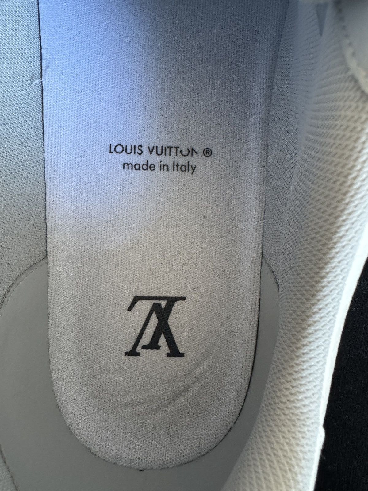 Louis Vuitton Louis Vuitton traîner Size US 9 / EU 42 - 8 Thumbnail