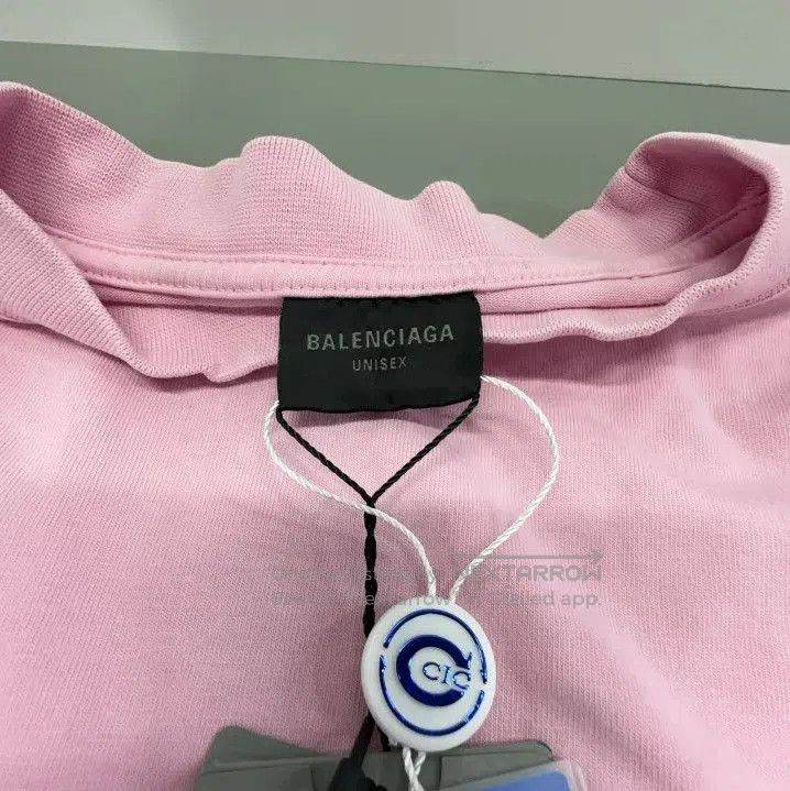 Balenciaga Balenciaga FW23 Pink Crystal Neck T. Size US L / EU 52-54 / 3 - 3 Thumbnail