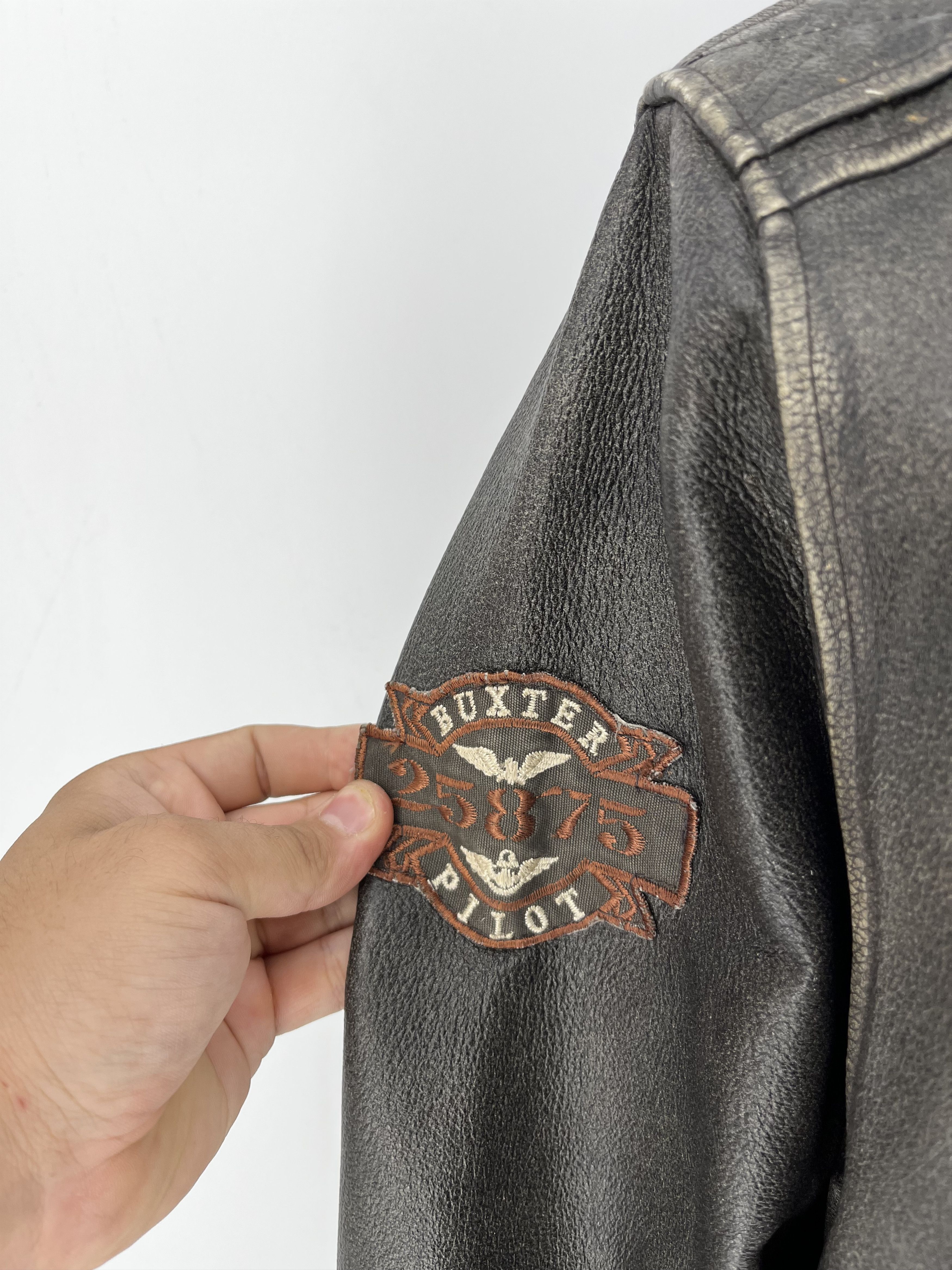 Leather Explorer Vtg Leather Bomber Jacket – Distressed Patina 90s Size US XXL / EU 58 / 5 - 9 Thumbnail