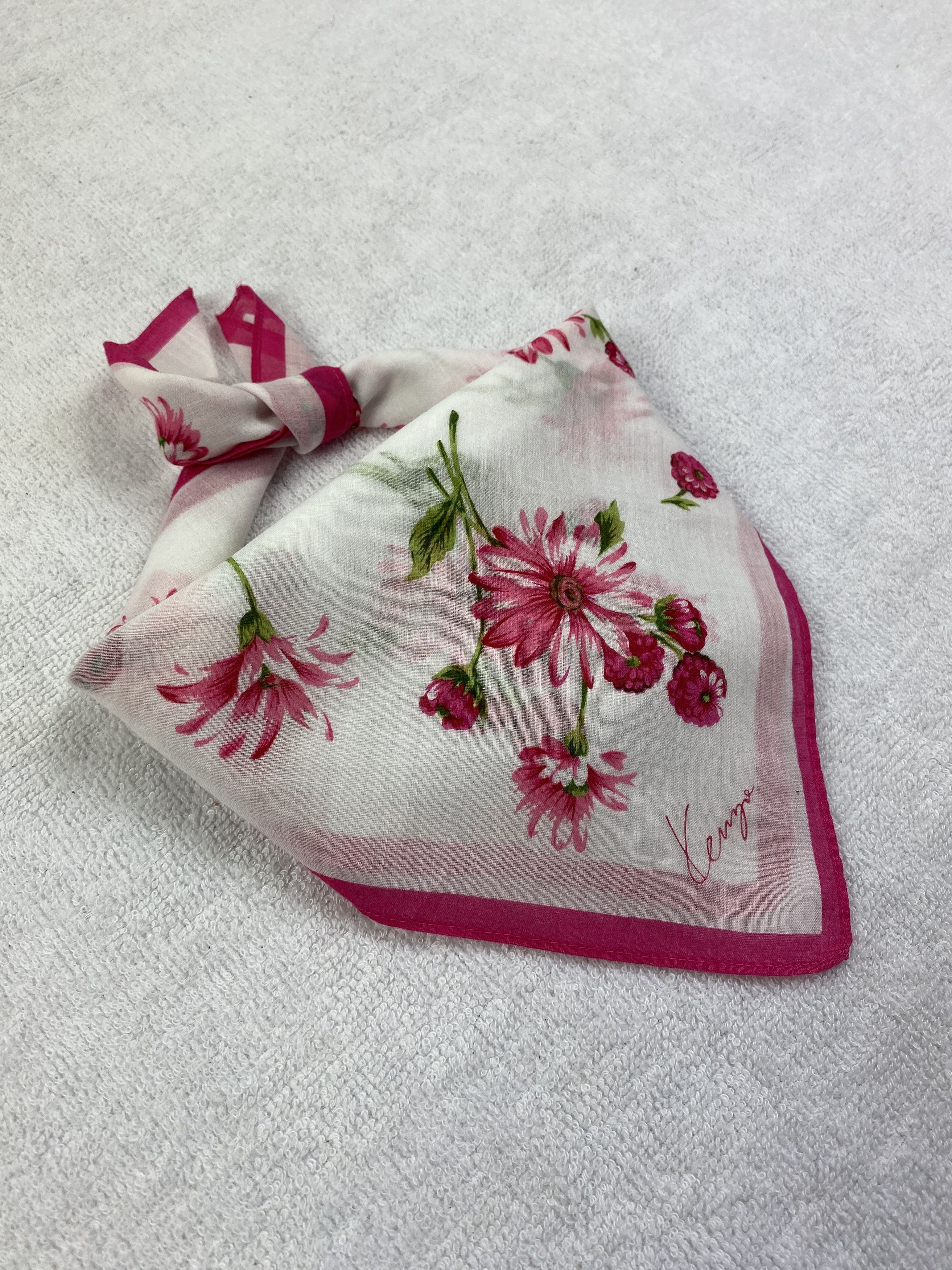 Kenzo × Vintage Kenzo Bandana / Handkerchief / Neckerchief Size ONE SIZE - 1 Thumbnail