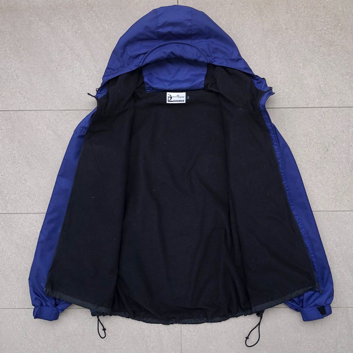 Sergio Tacchini Sergio Tacchini Embroidery Logo Windbreaker Jacket Size US L / EU 52-54 / 3 - 3 Thumbnail