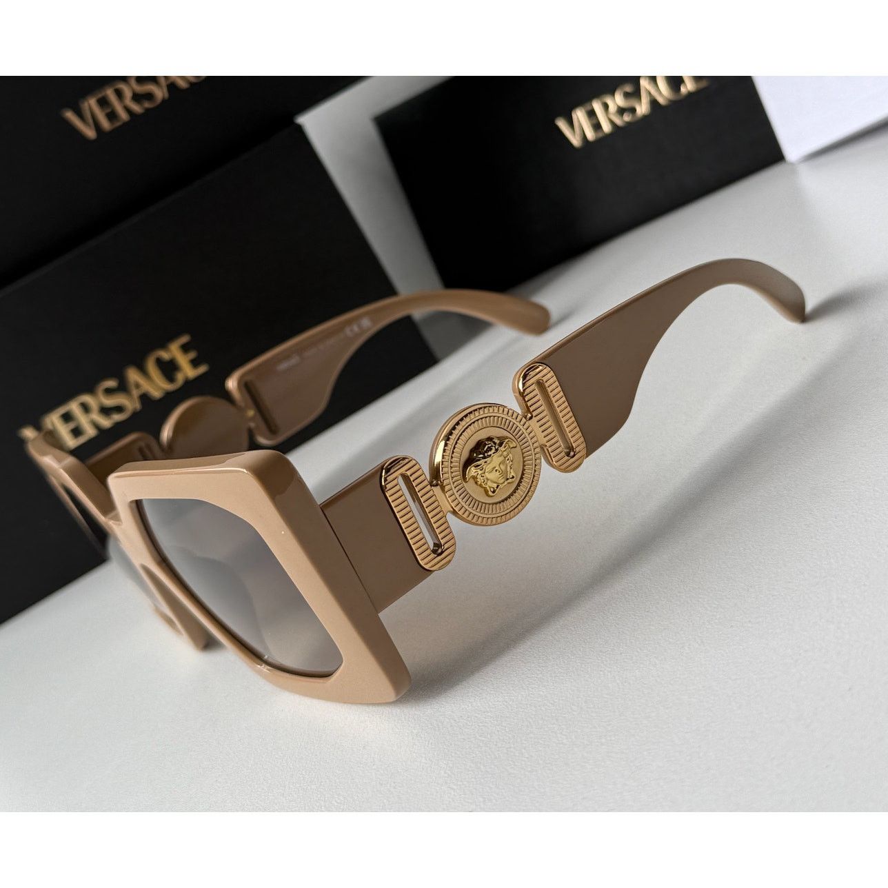 Versace NEW Versace VE4478U Oversized Beige Square Sunglasses Size ONE SIZE - 3 Thumbnail