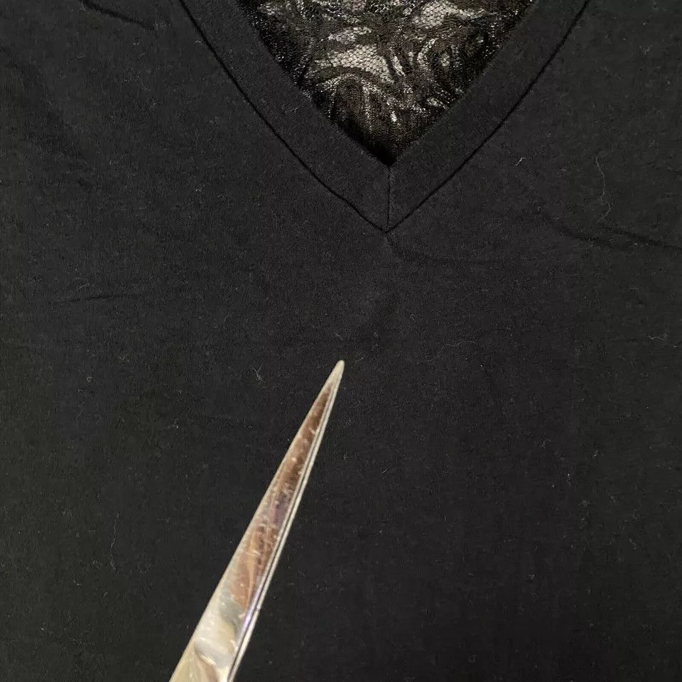 Harley Davidson × Vintage Harley Davidson Shirt Women's Medium V-Neck Victorville CA Size M / US 6-8 / IT 42-44 - 3 Thumbnail