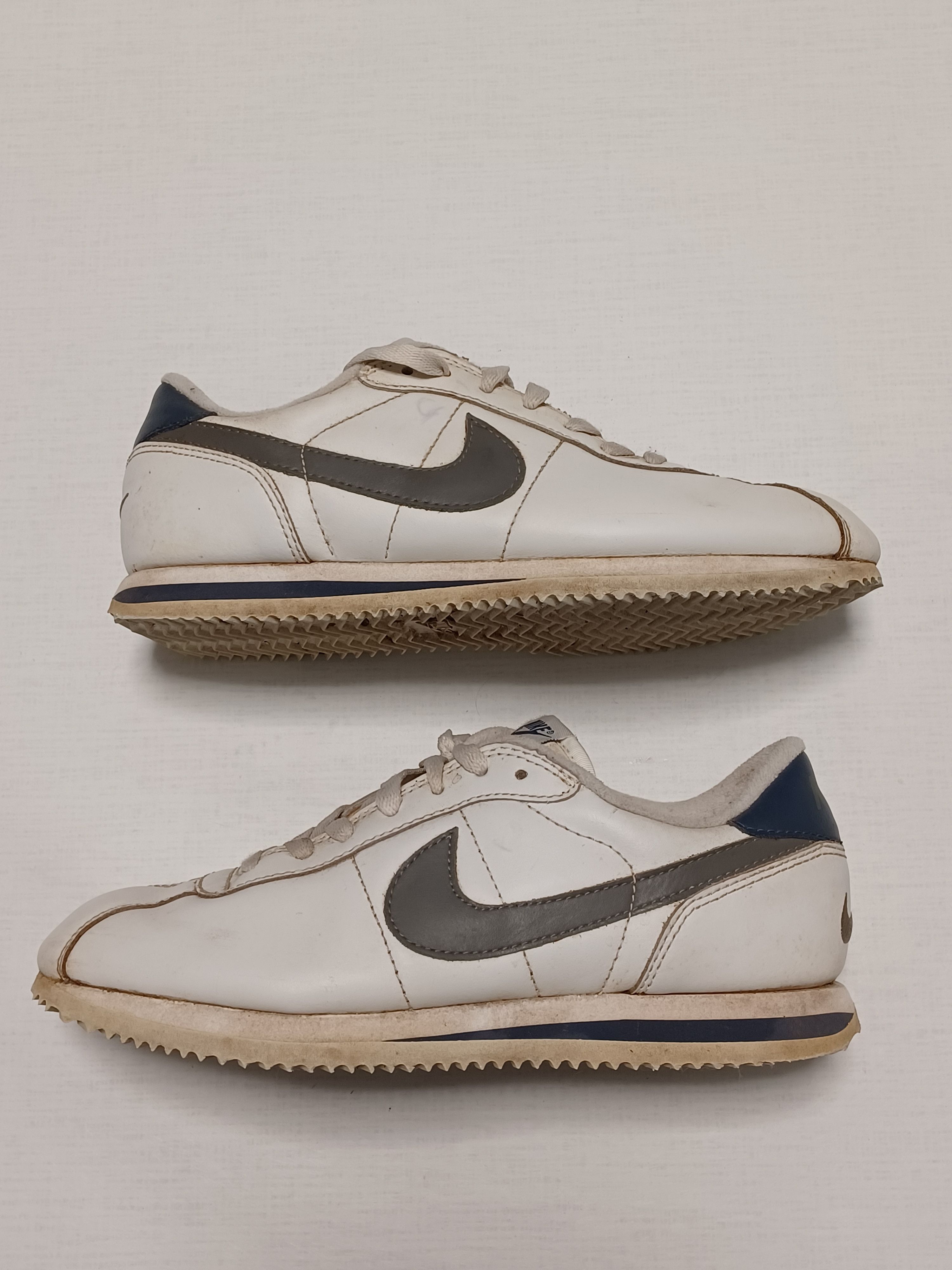 Nike × Vintage 2002 vintage white Nike Cortez unisex us 7 eu 40 25 cm Size US 9 / IT 39 - 1 Thumbnail