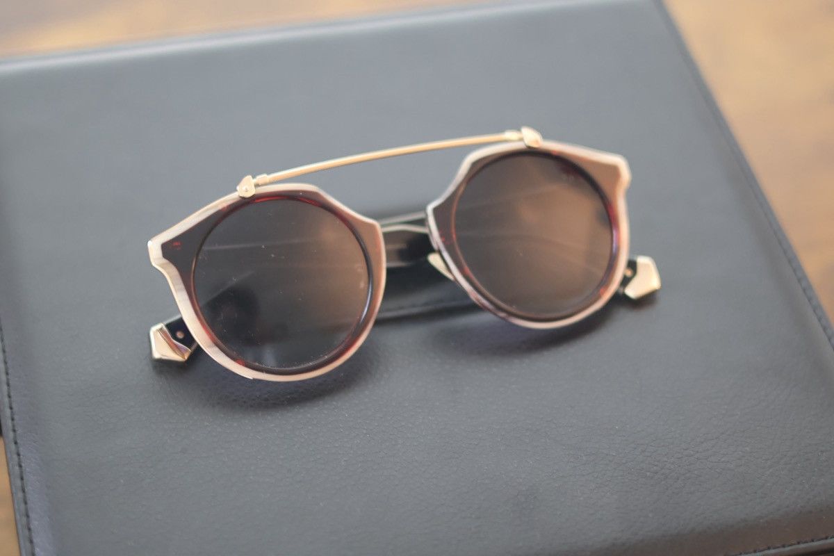 John Varvatos John Varvatos LIMITED EDITION JV101 Sunglasses - Red Horn Size ONE SIZE - 6 Thumbnail