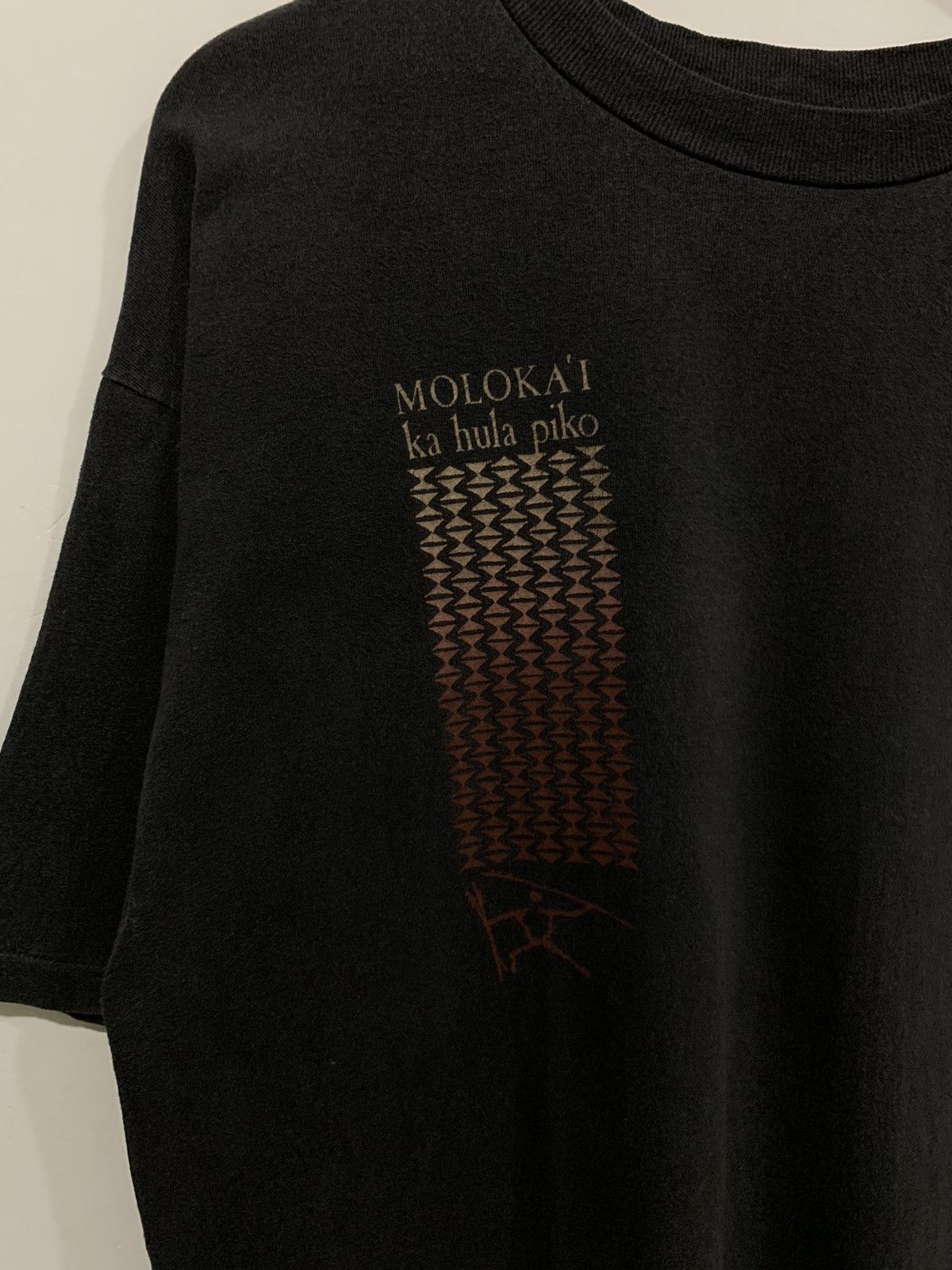 Vintage 90’s Faded Molokai Ka Hula Piko Hawaii T Shirt Size US L / EU 52-54 / 3 - 3 Thumbnail